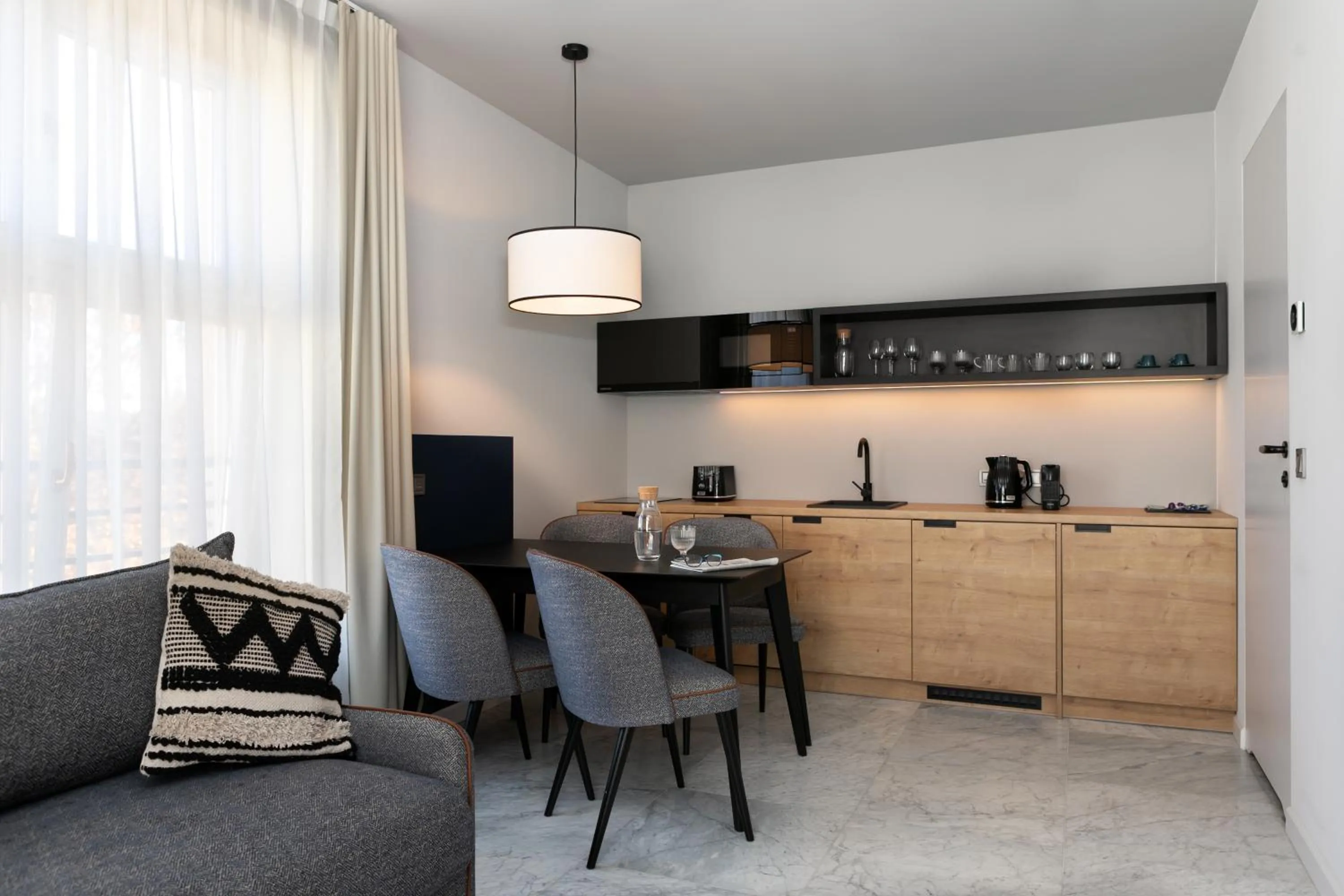 Living room in H11 Aparthotel