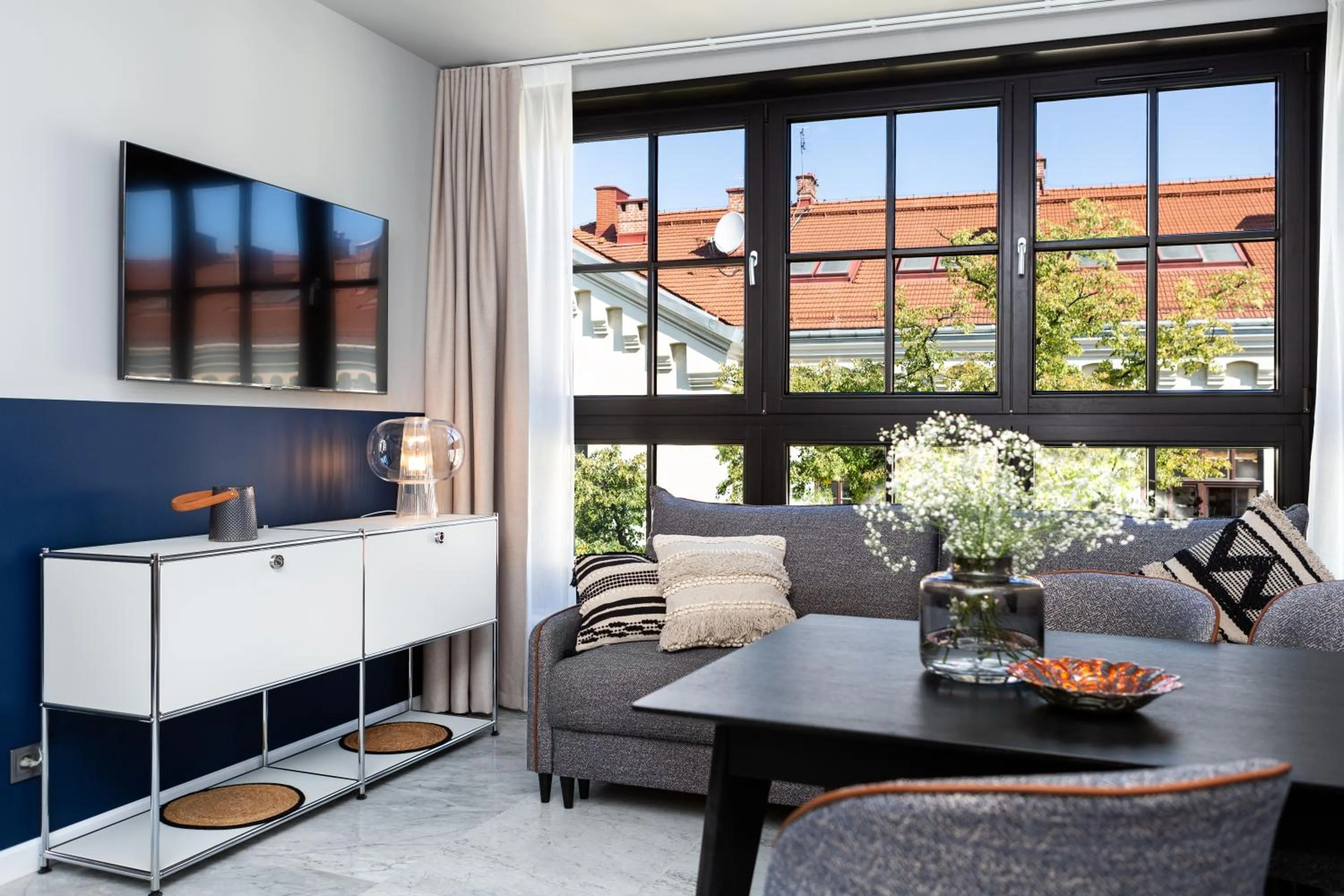 Living room in H11 Aparthotel