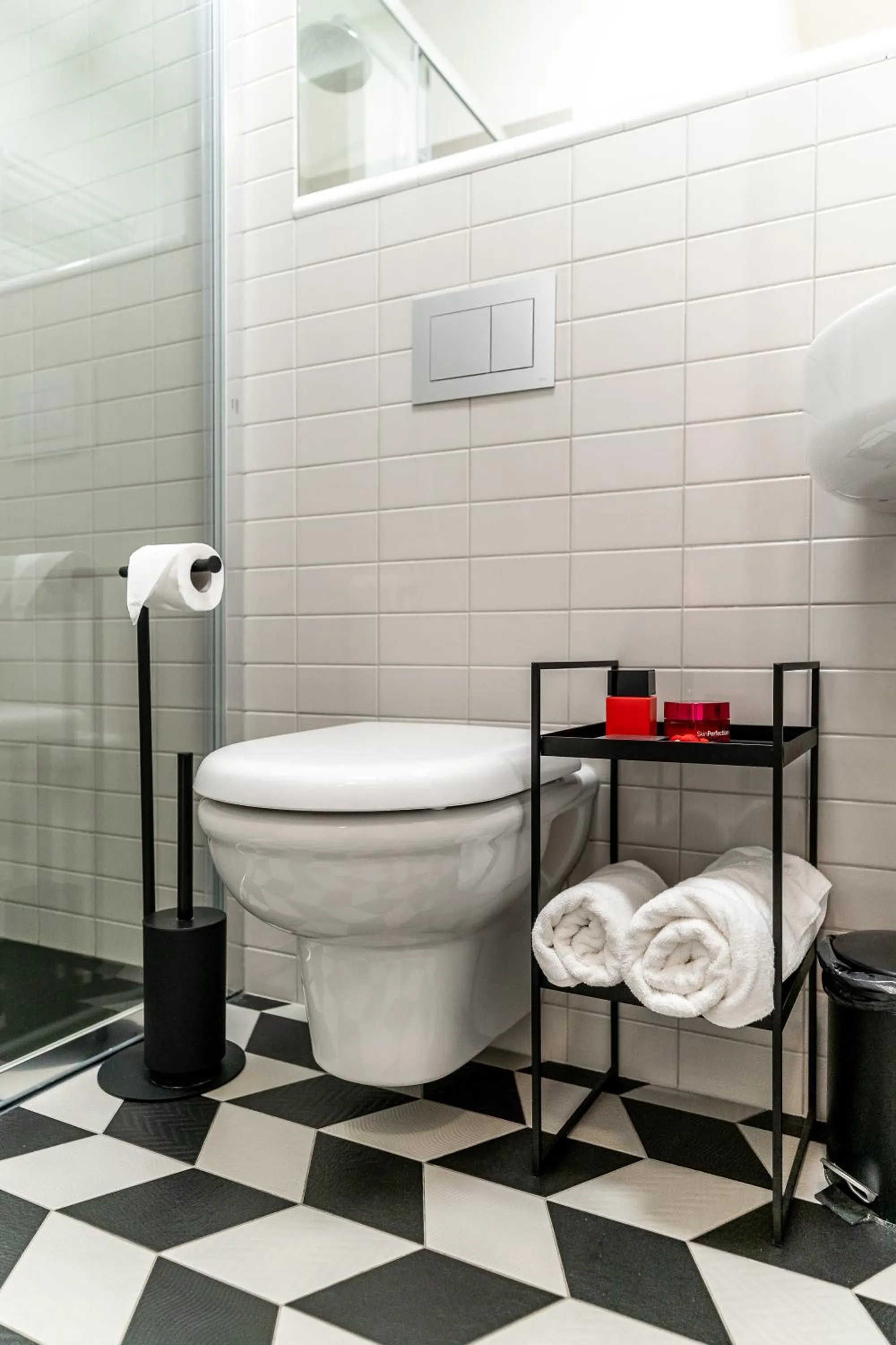 Bathroom in H11 Aparthotel