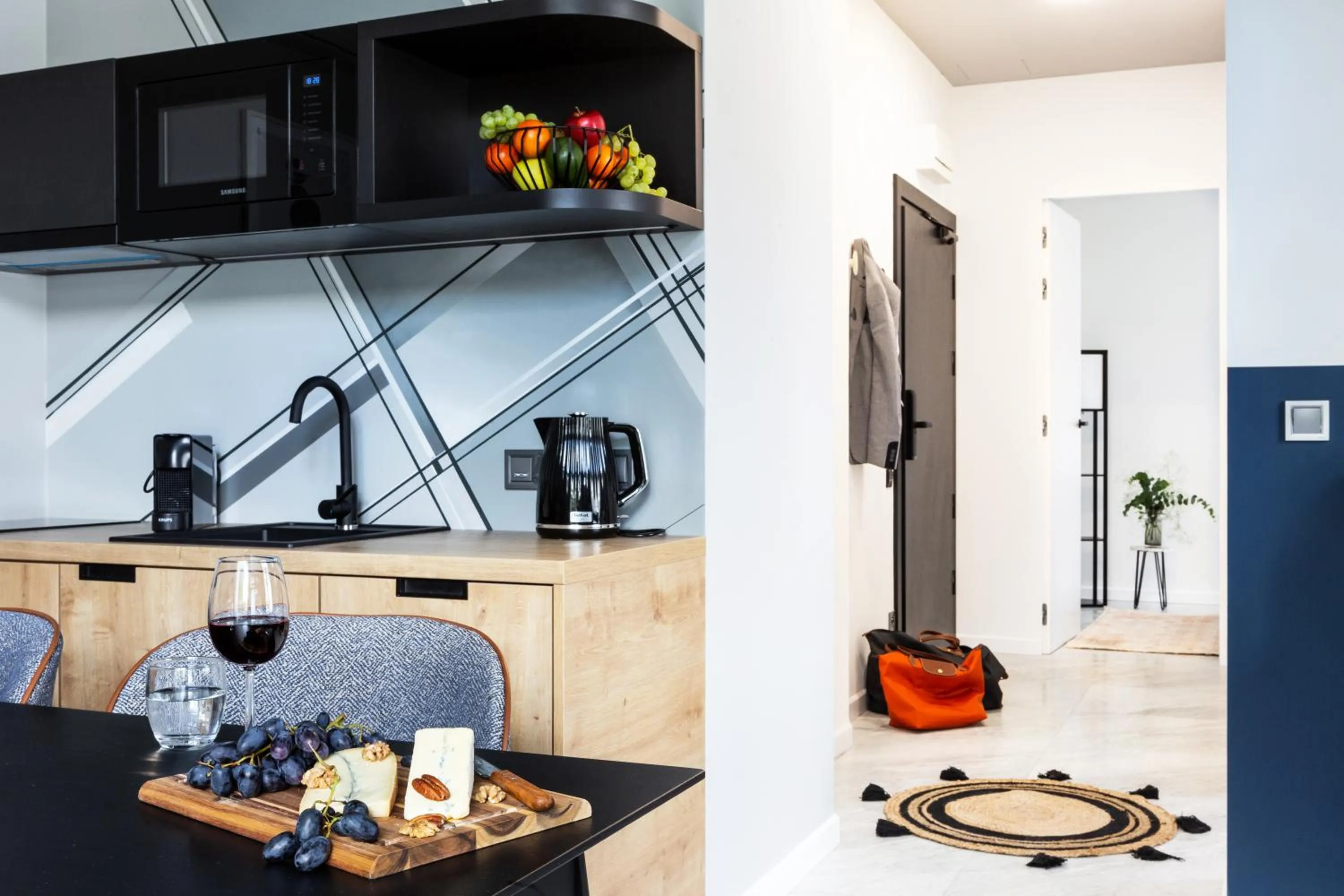 Kitchen or kitchenette in H11 Aparthotel