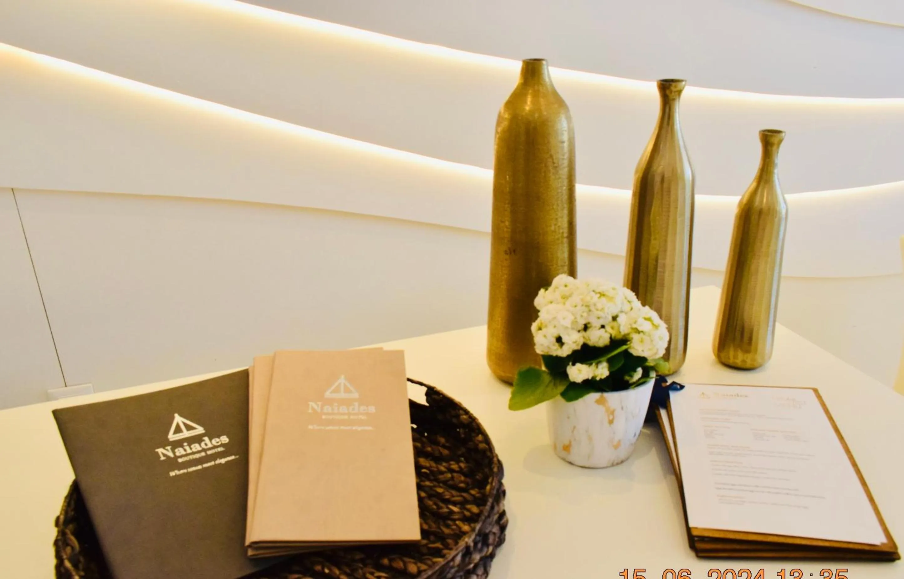 Restaurant/places to eat in Naiades Boutique Hotel - Adults Only