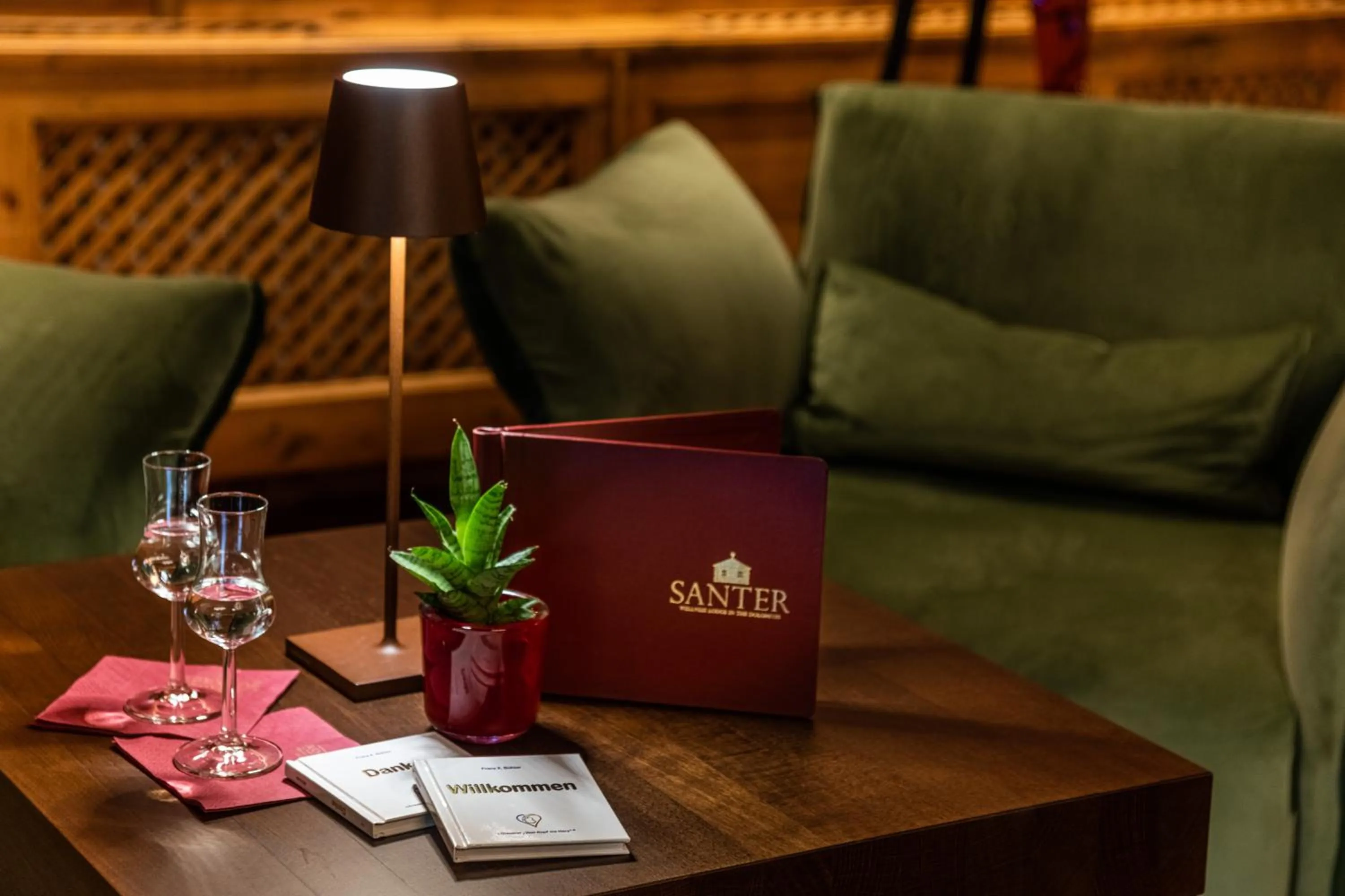 Lounge or bar in Romantik Hotel Santer