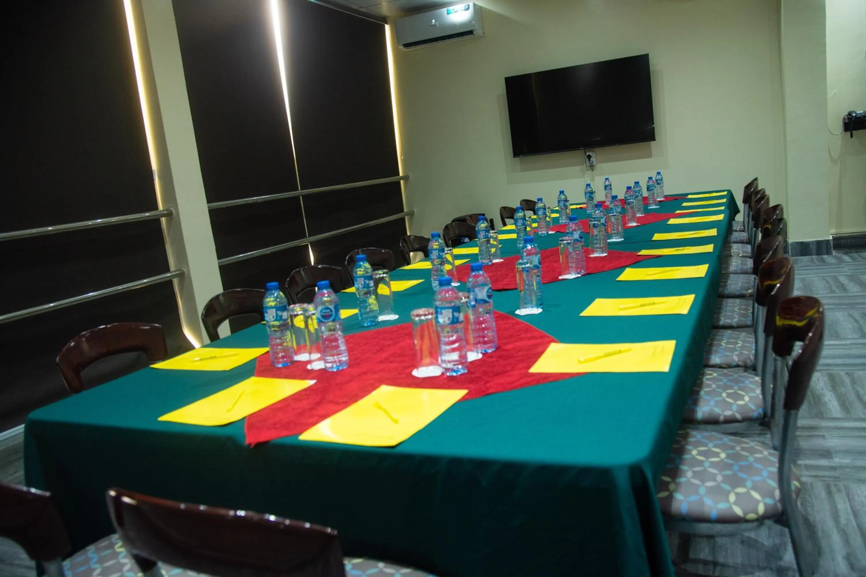 Meeting/conference room in Golden Tulip Garden City Hotel - Rivotel