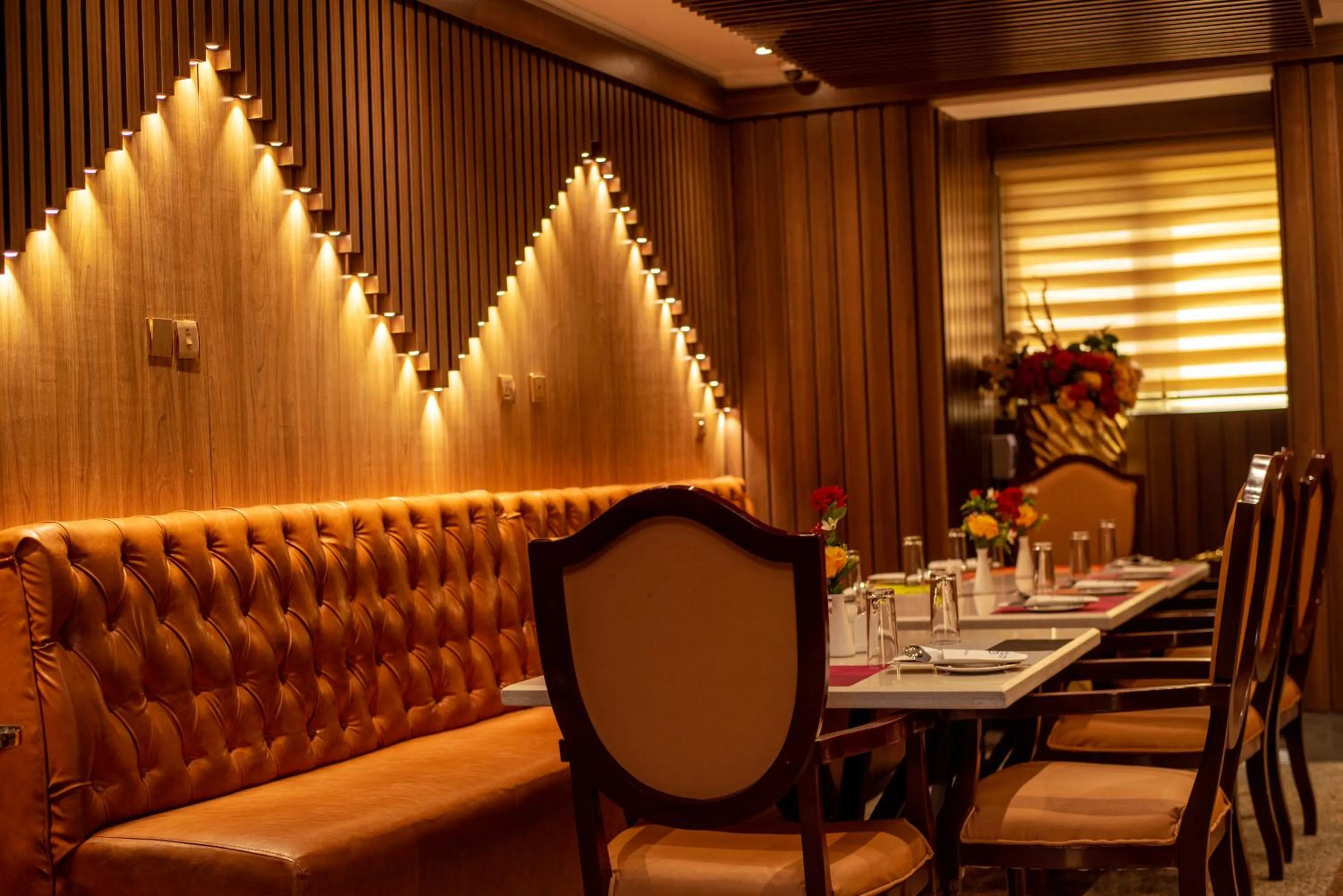 Restaurant/places to eat in Golden Tulip Garden City Hotel - Rivotel