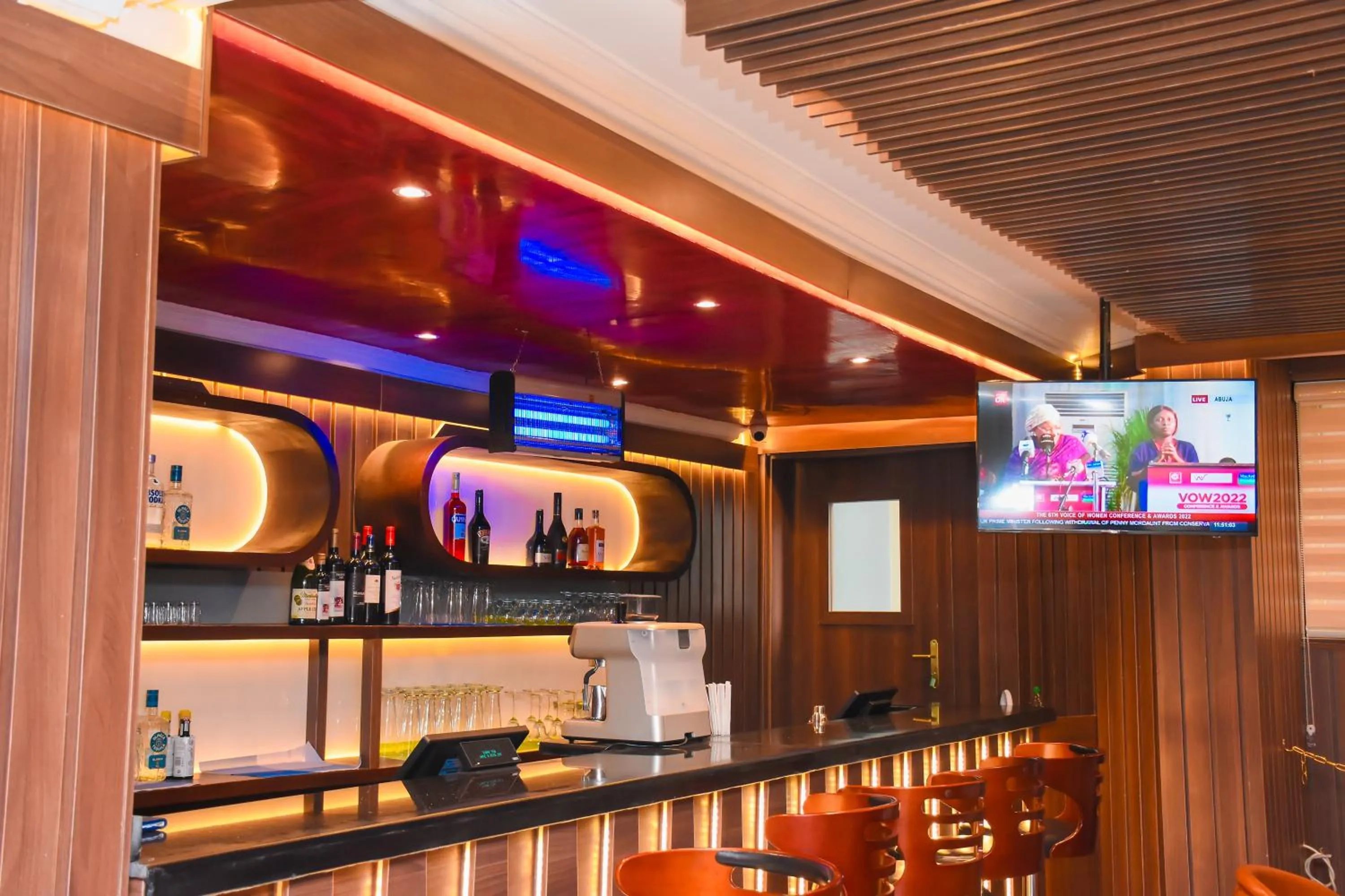 Food and drinks in Golden Tulip Garden City Hotel - Rivotel