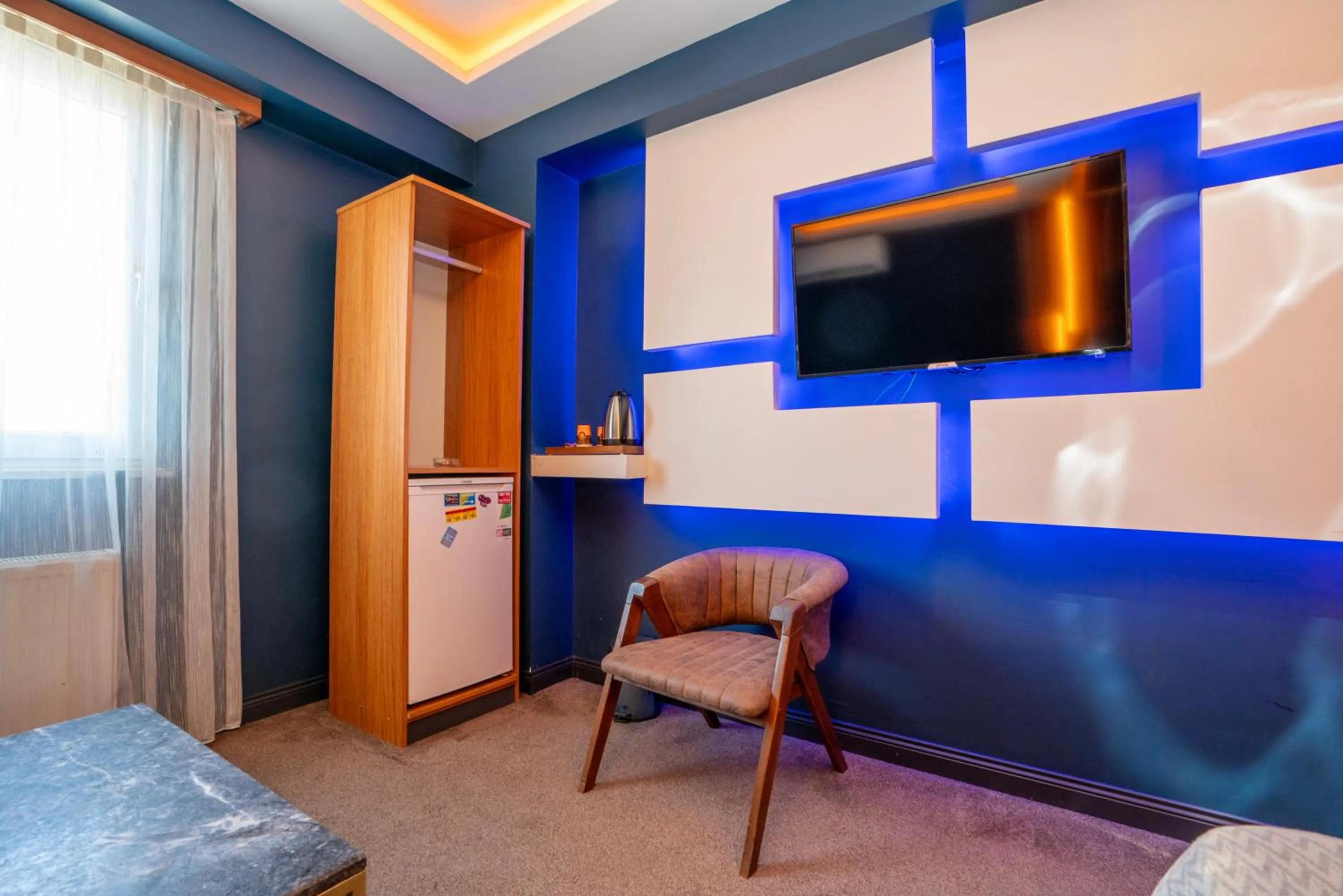 Seating area in Royal Nest