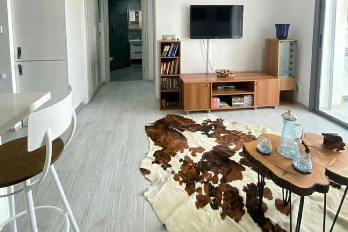 1 Bed Flat - Sleeps 2 - Parking - Wifi