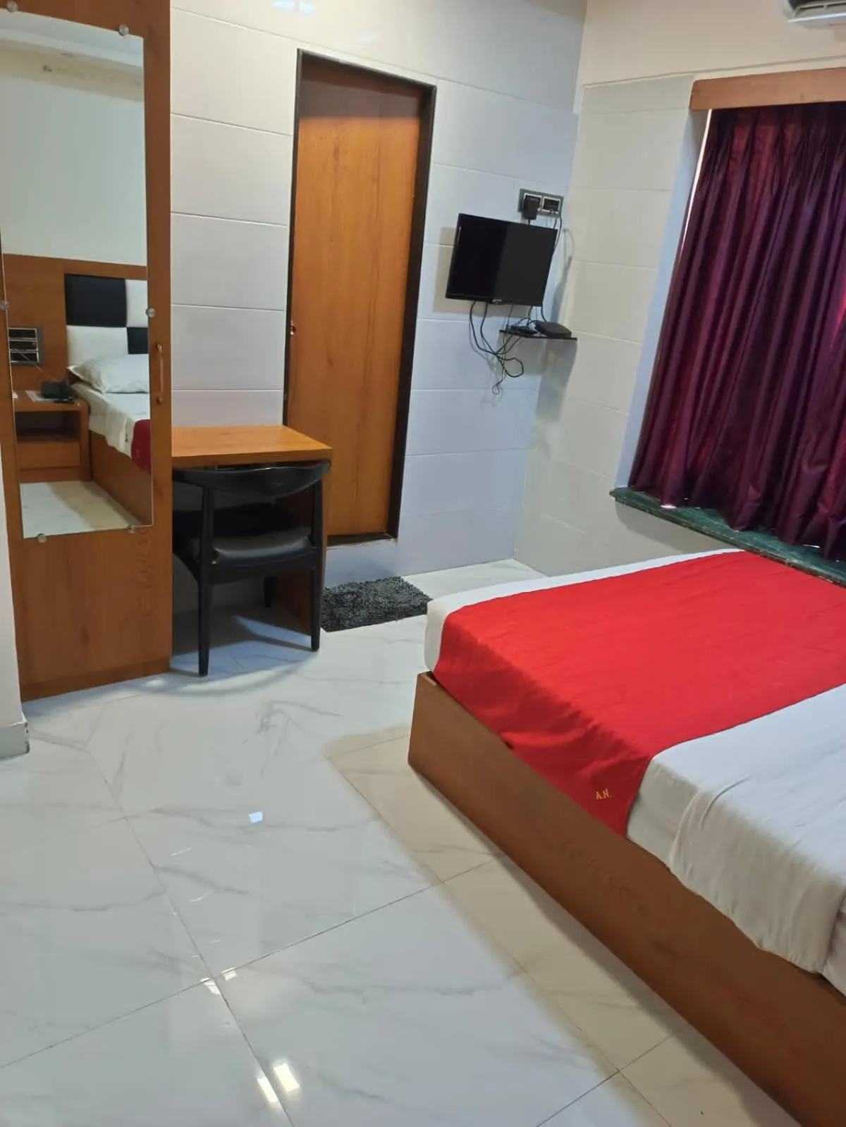 Bed in Hotel airport annex