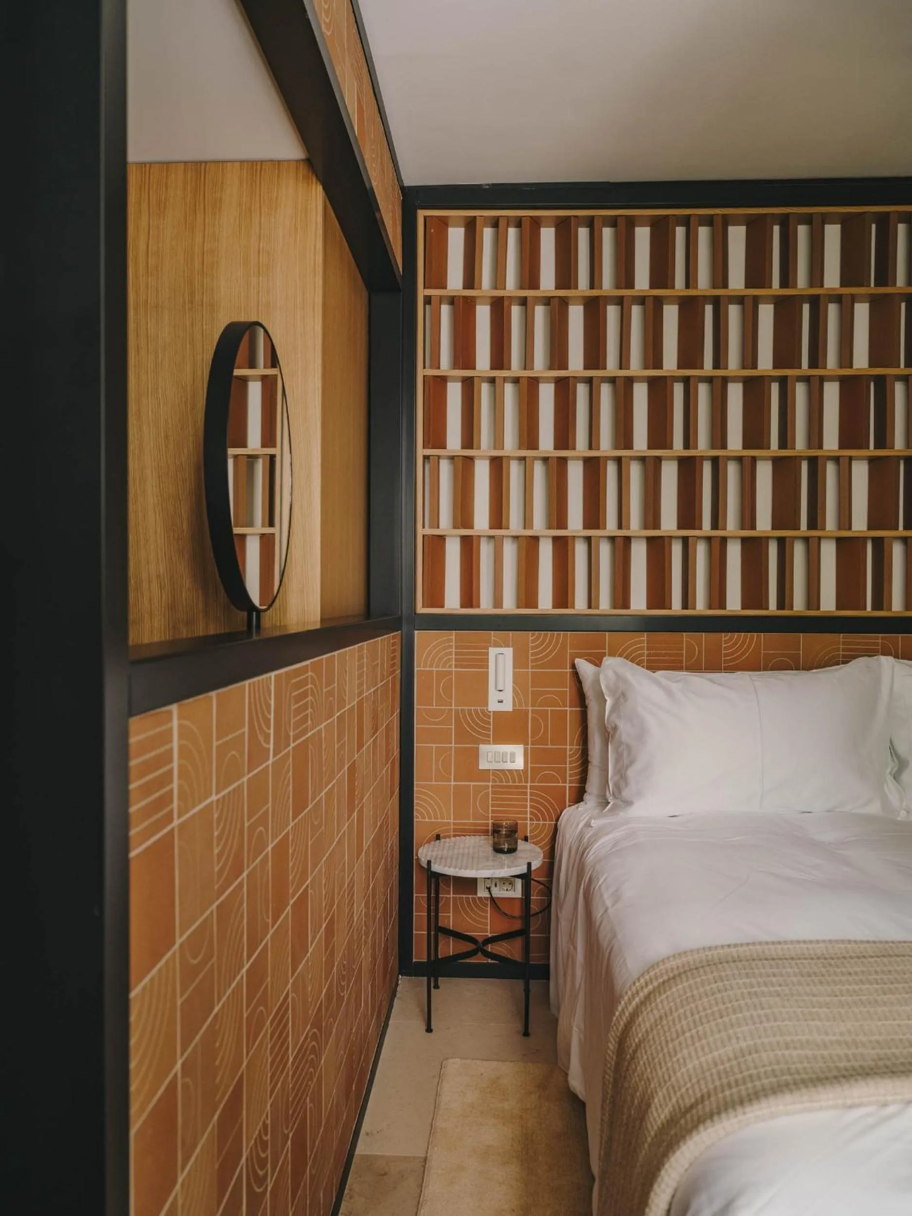 Bed in Hotel Palau Fugit