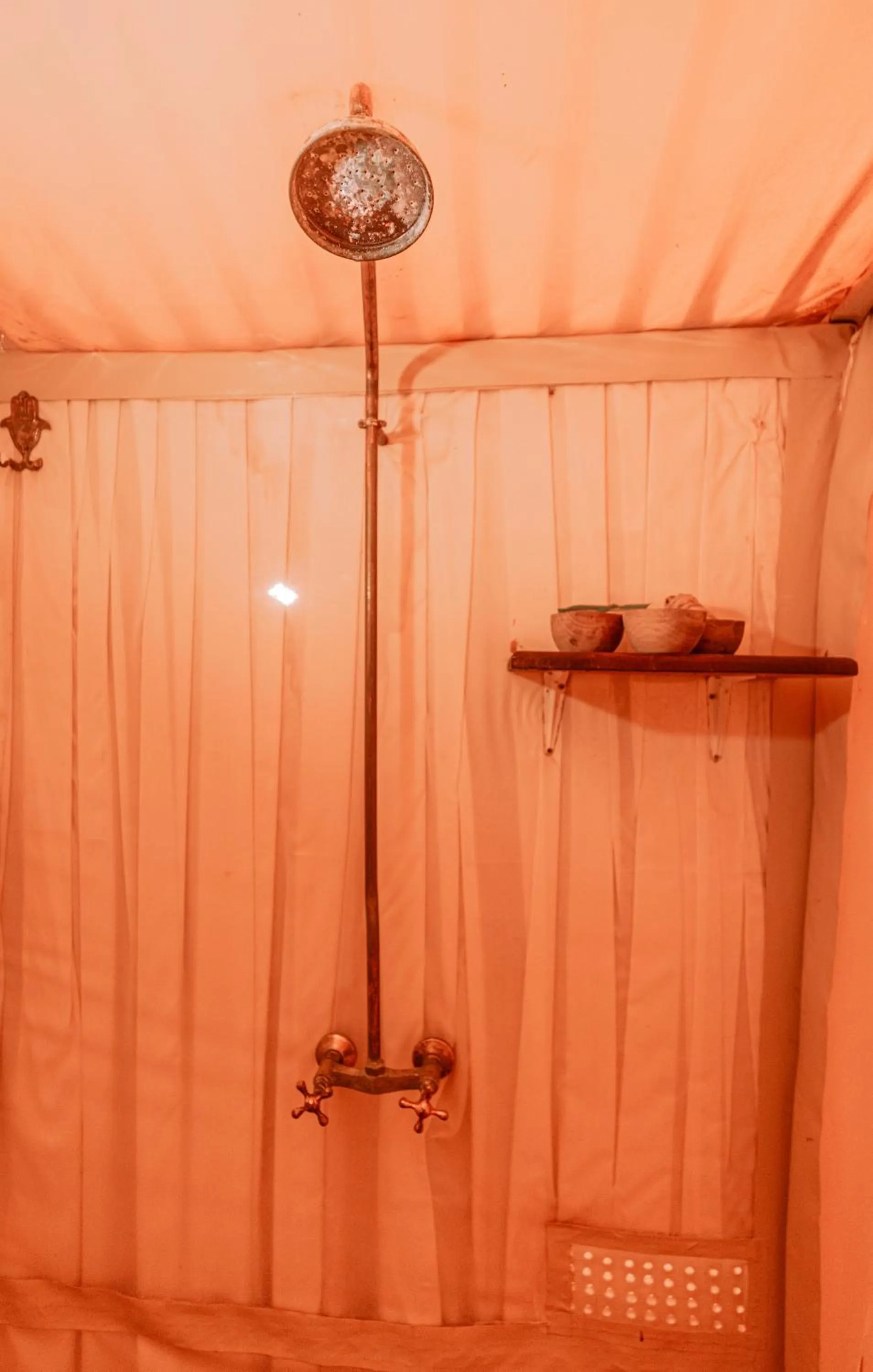 Shower in Imperial Glory Lodges