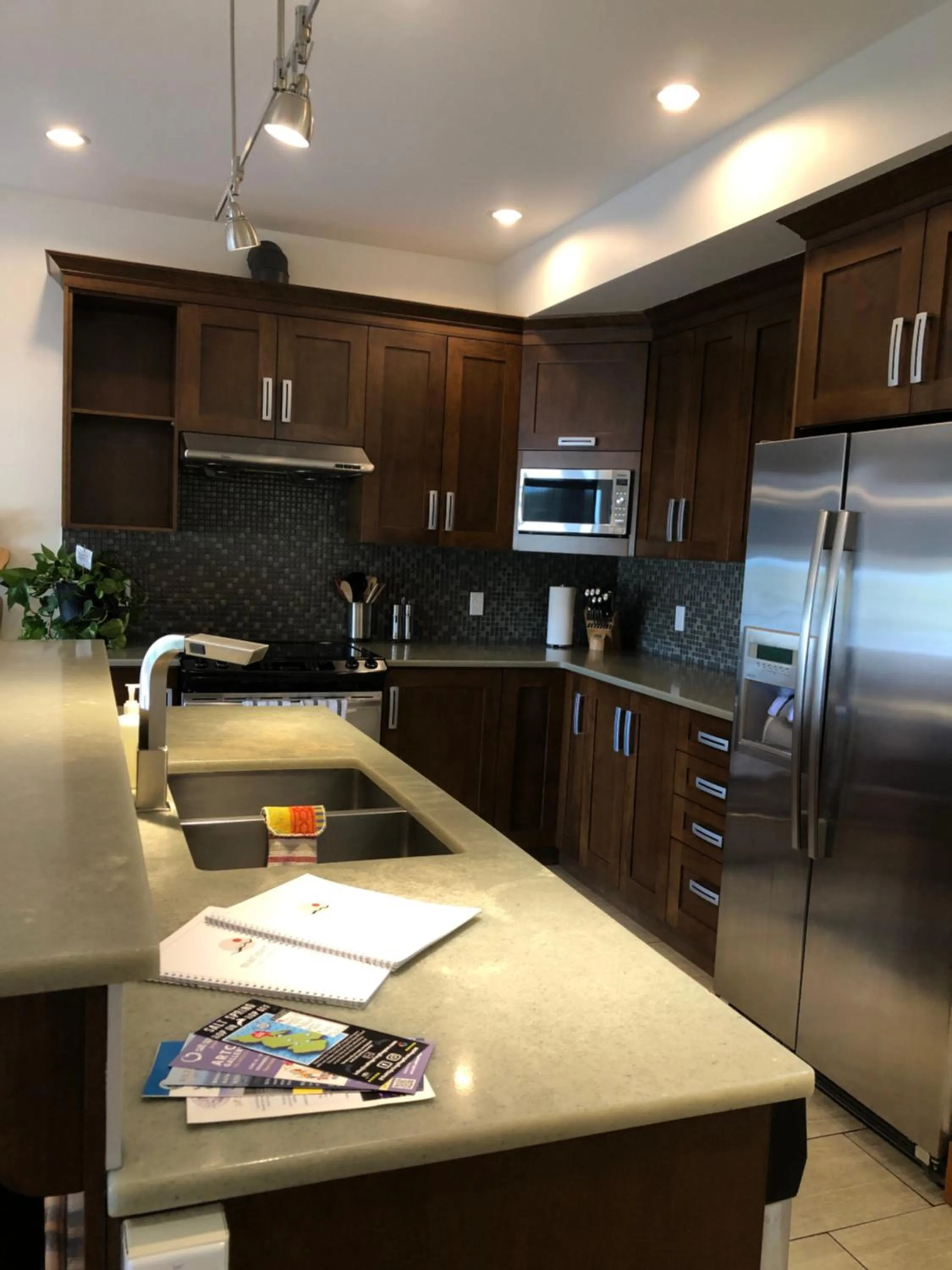 Mariner's Loft - Salt Spring Island