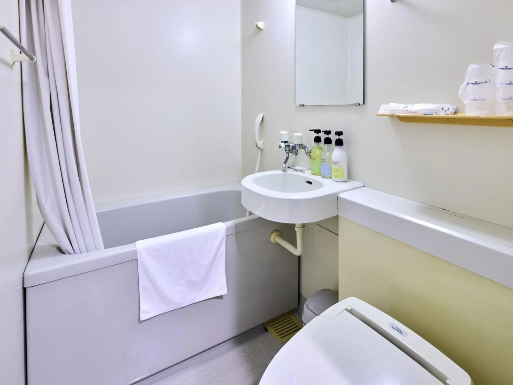 Toilet in Miyuki Hamabaru Resort