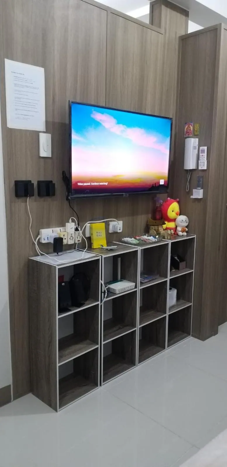 TV and multimedia in Jk Coastal Inn