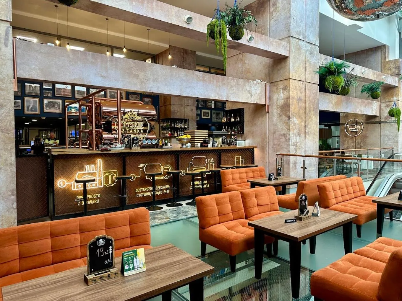 Restaurant/places to eat in Arka Medical Spa