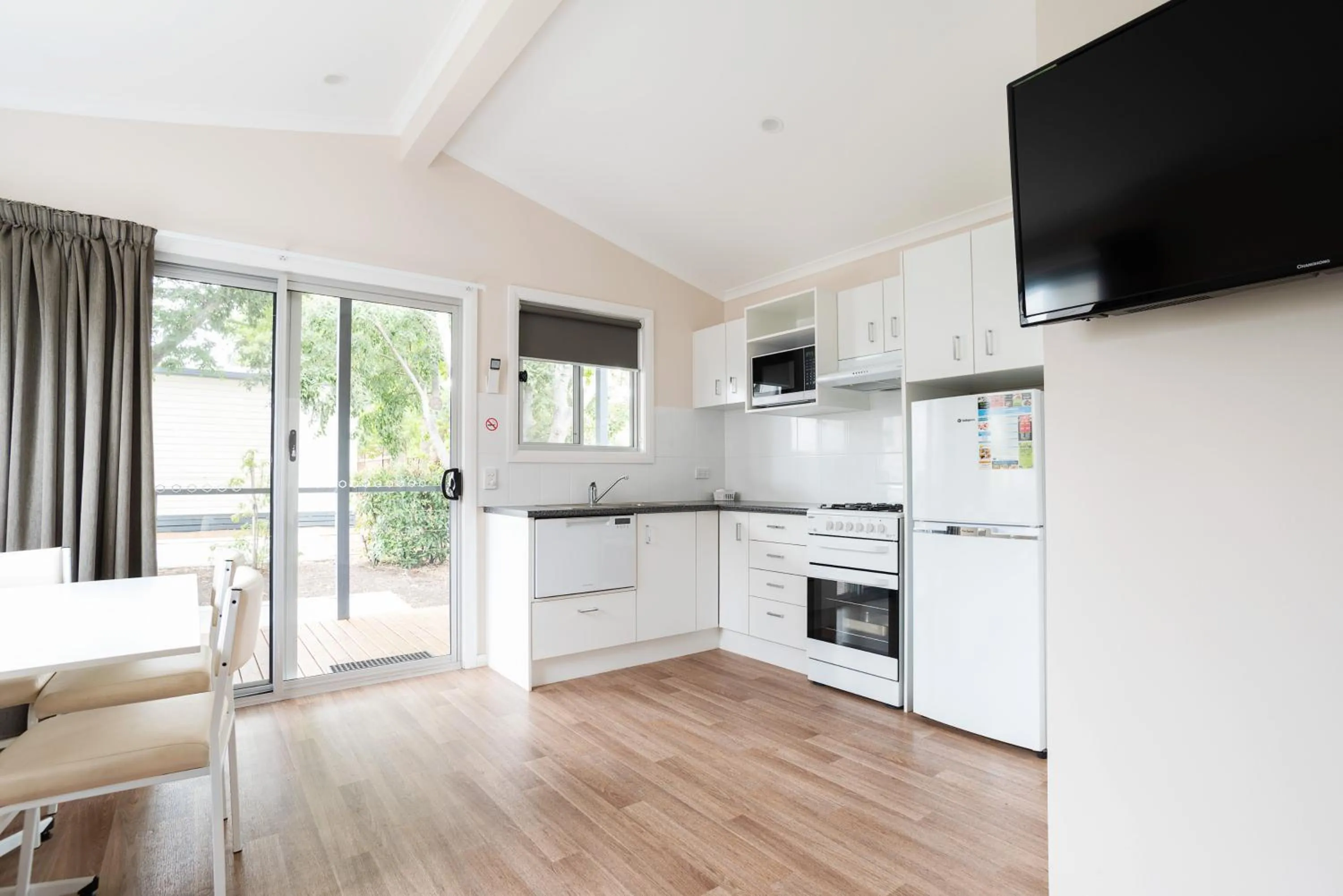 TV and multimedia in Crestview Tourist Park