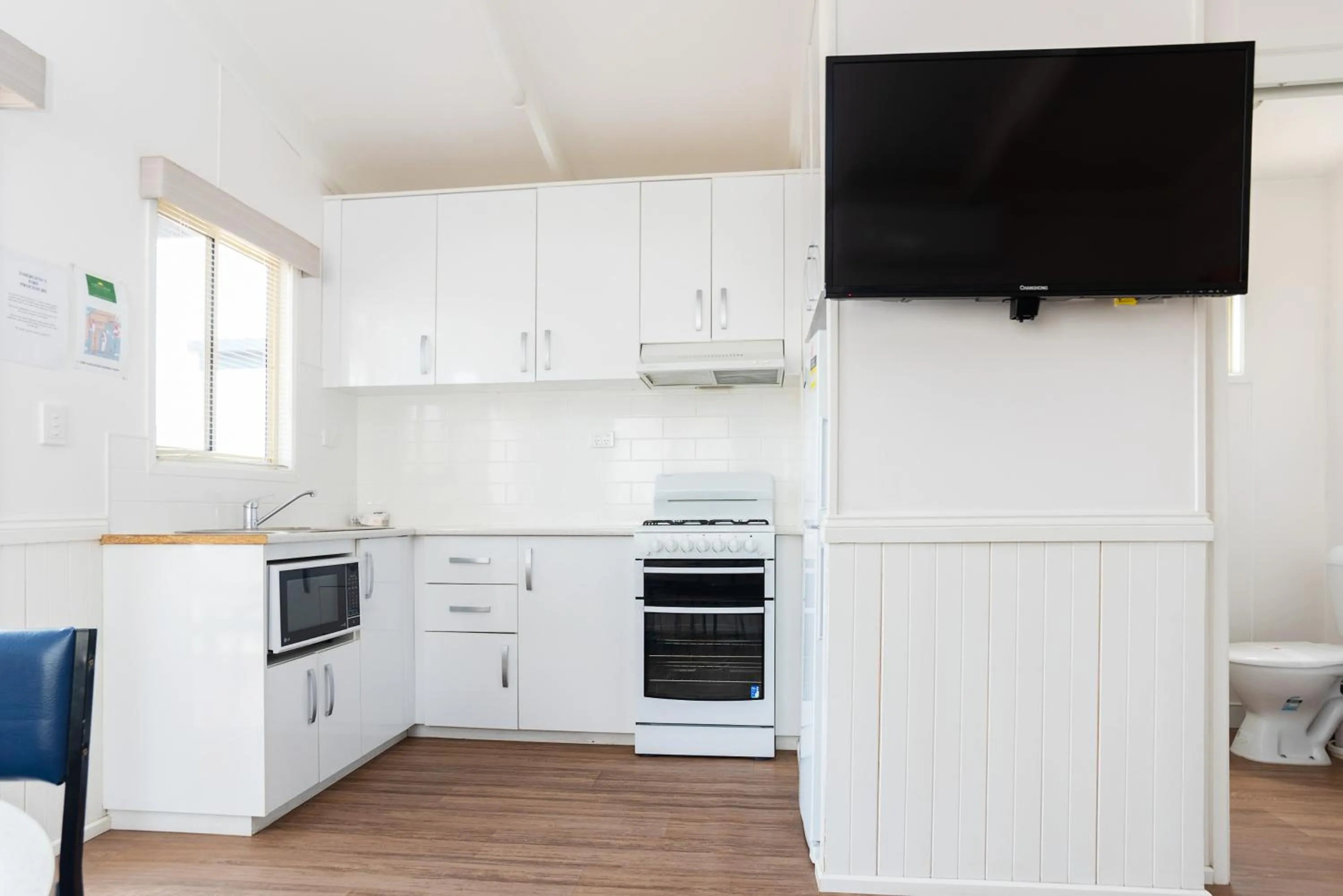 TV and multimedia in Crestview Tourist Park