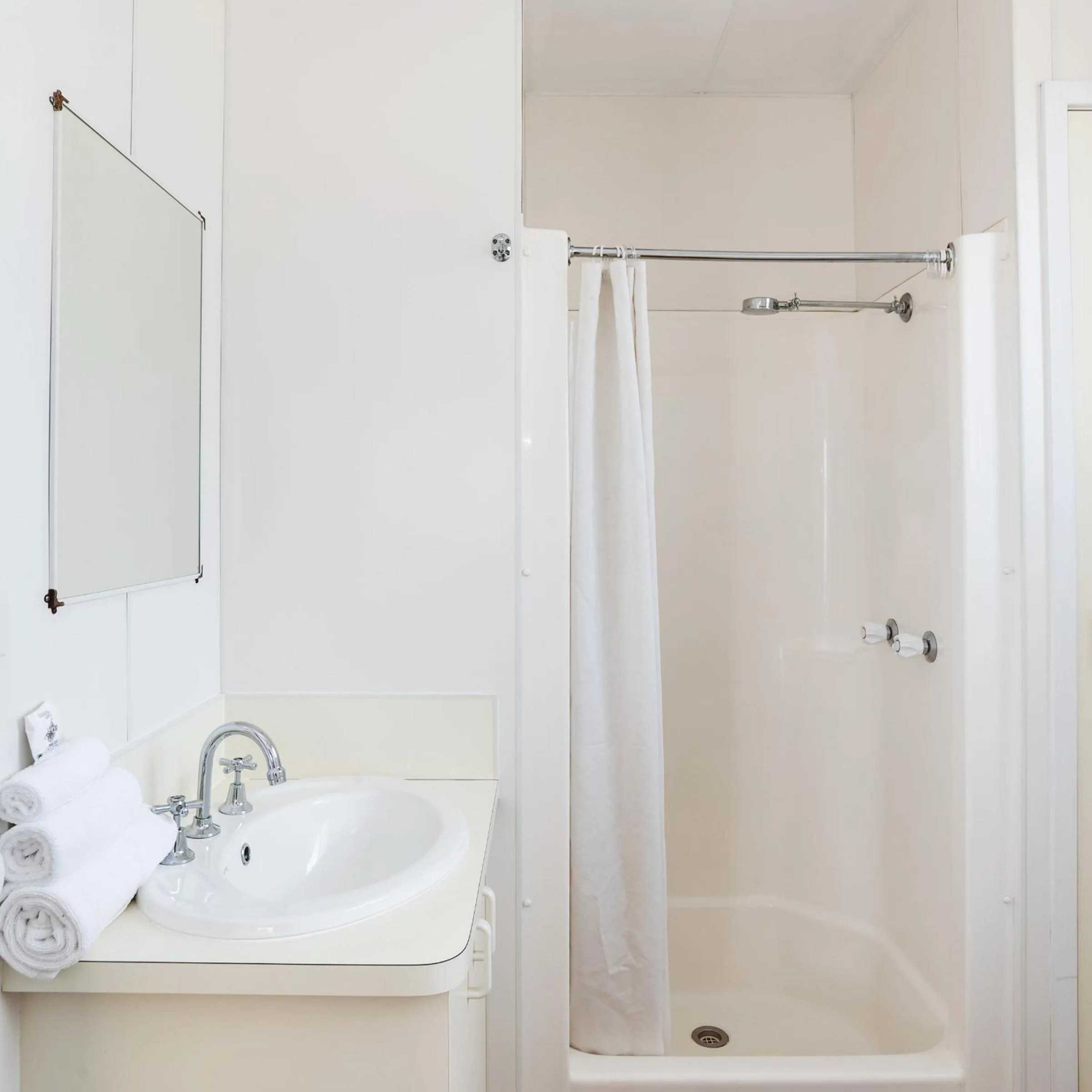 Shower in Crestview Tourist Park