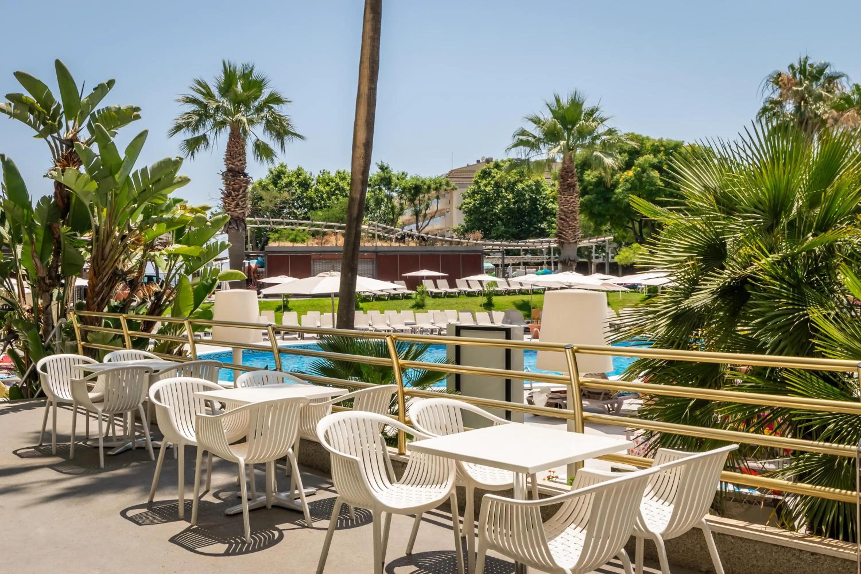 Balcony/Terrace in ALEGRIA El Mar 4 Sup