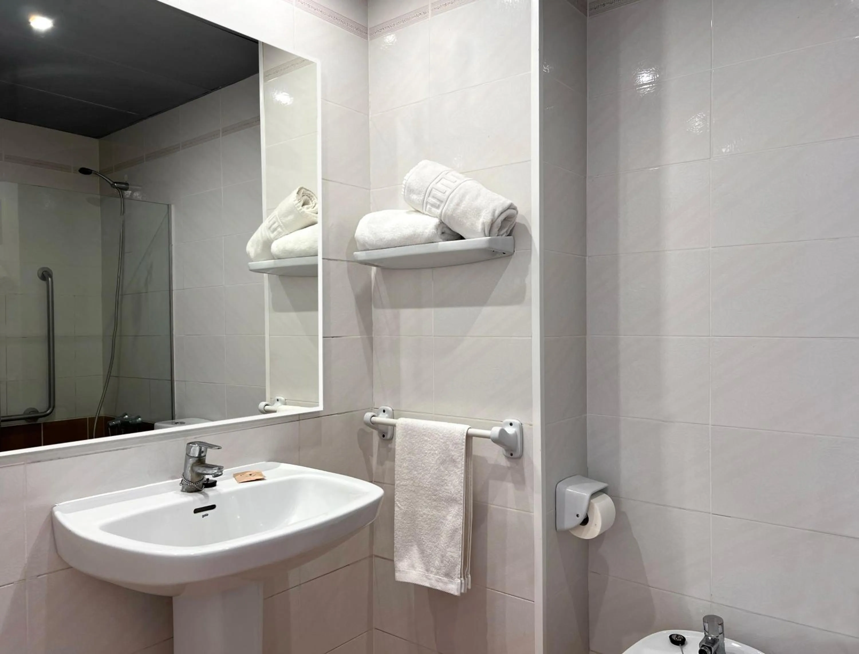 Family Room with Sea View in Hotel Mercury by ALEGRIA