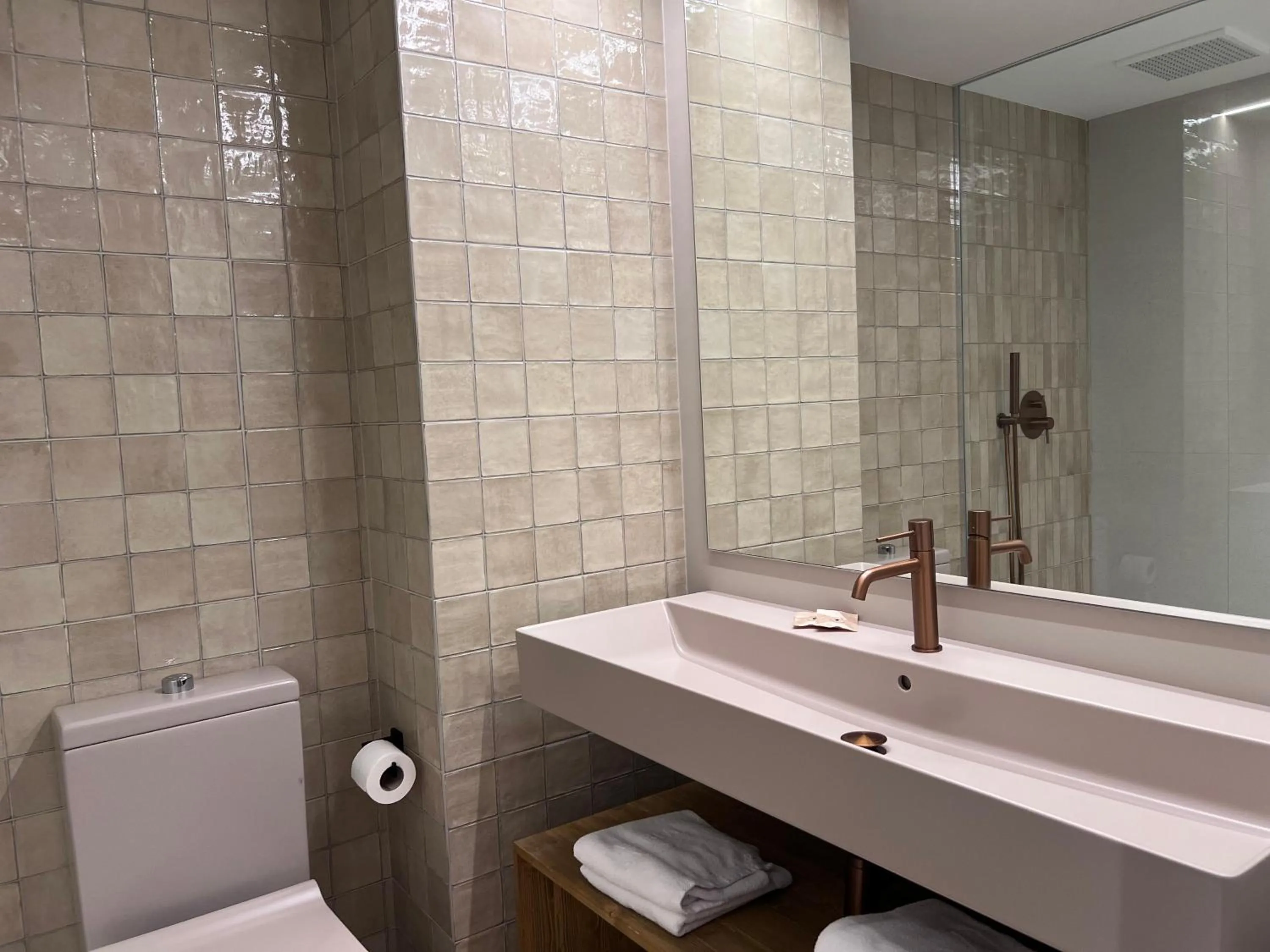 Bathroom in ALEGRIA El Mar 4 Sup