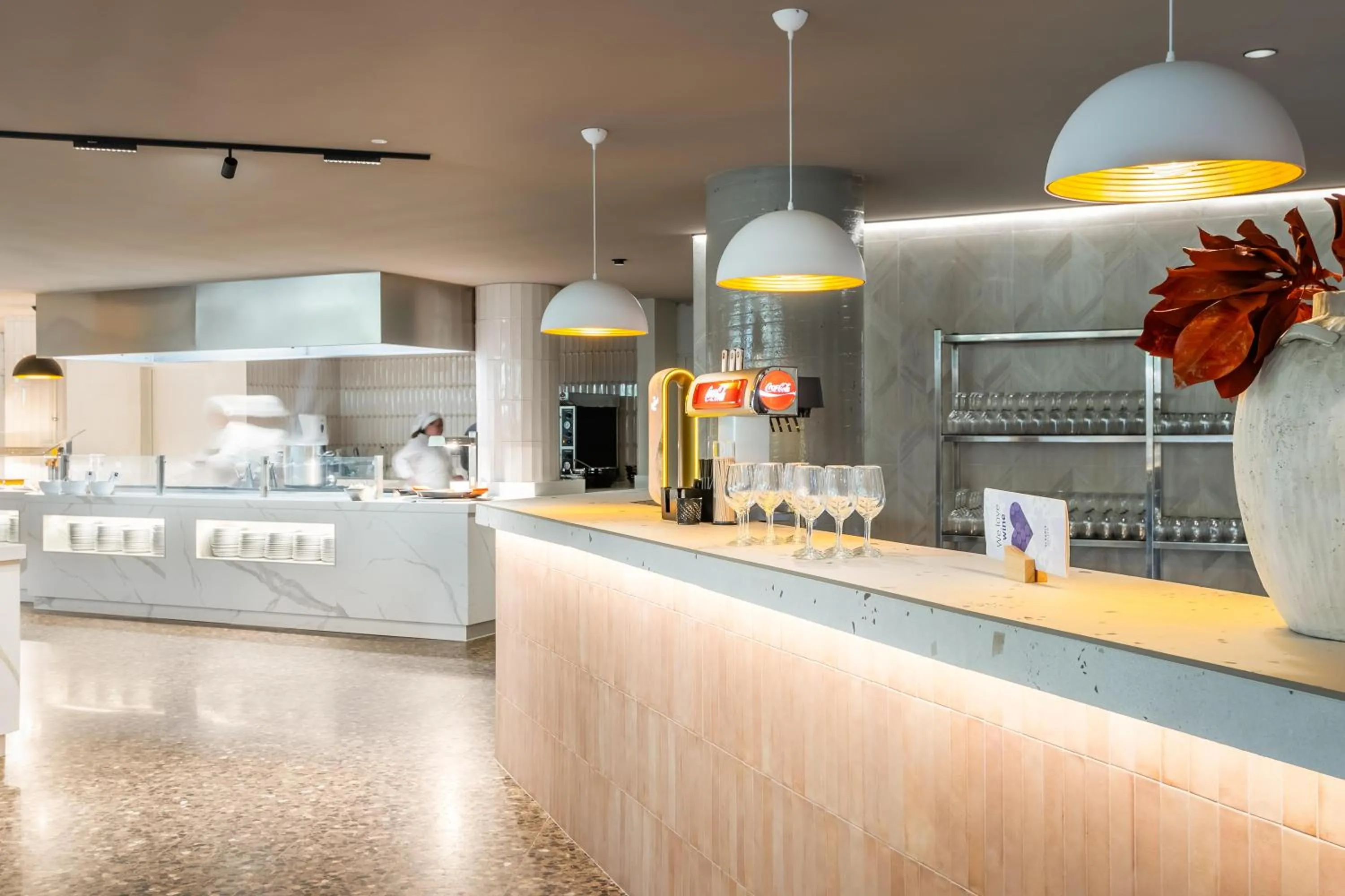 Restaurant/places to eat in ALEGRIA El Mar 4 Sup