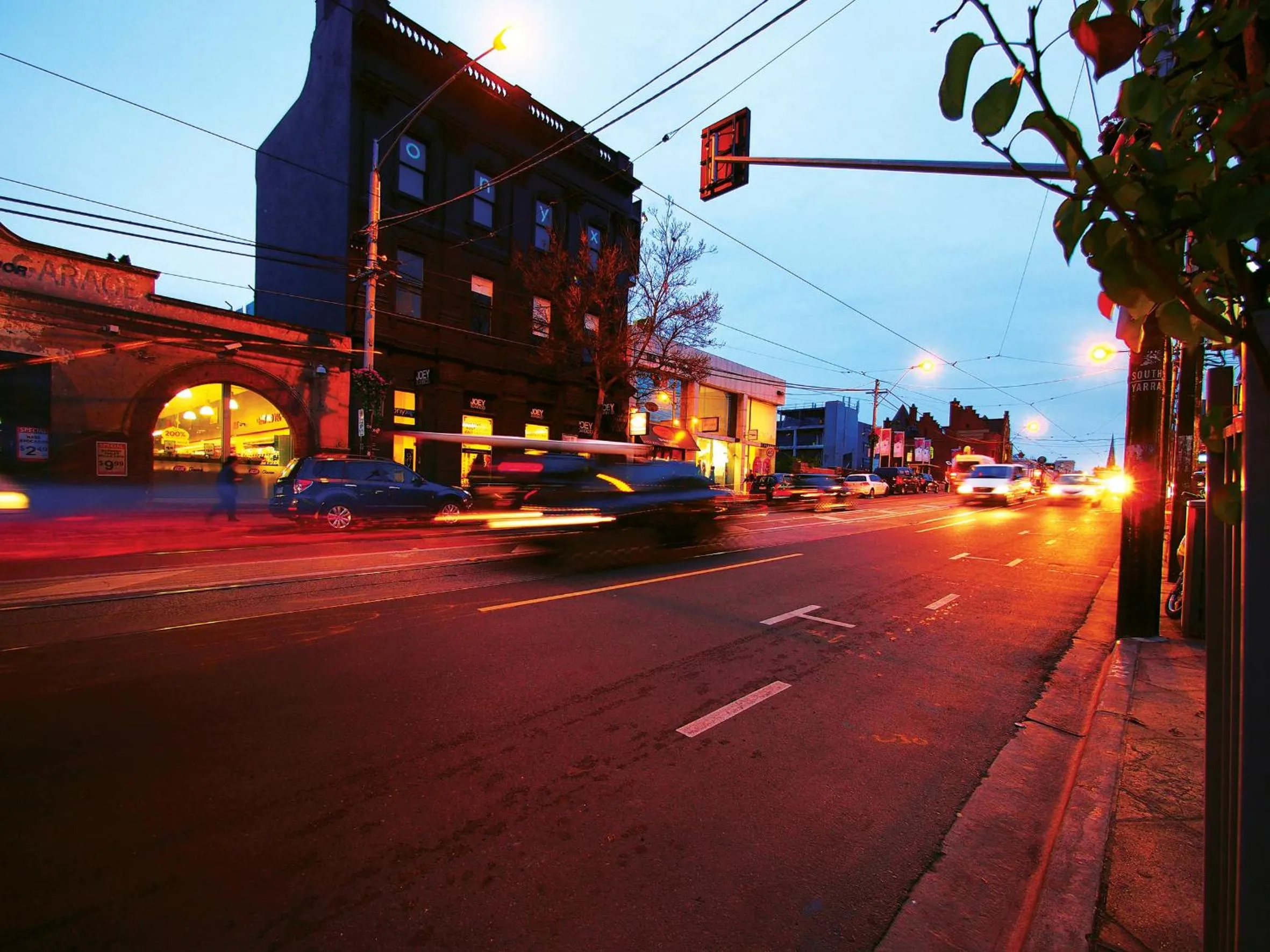 Area and facilities in Oaks Melbourne South Yarra Suites