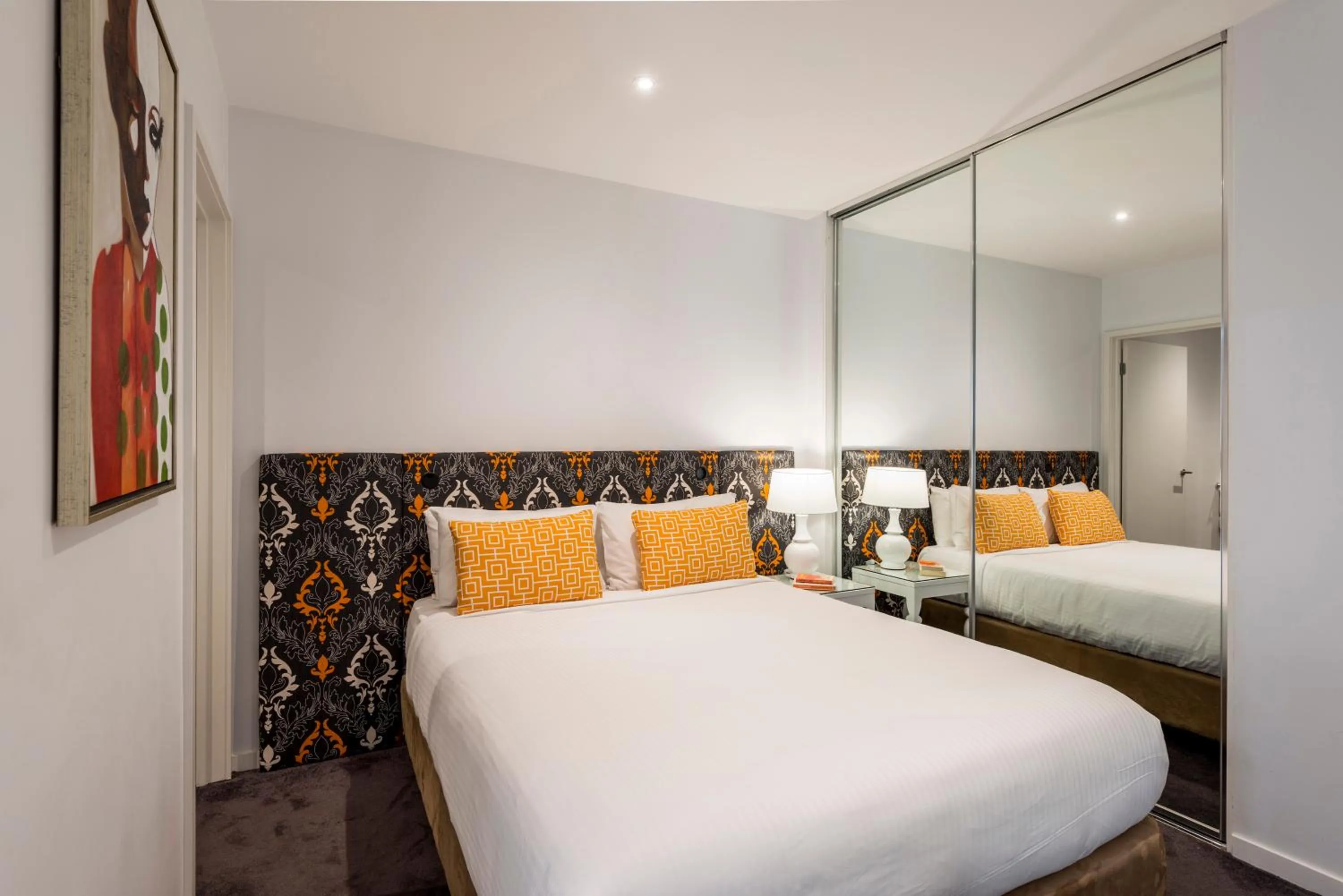 Bedroom, Bed in Oaks Melbourne South Yarra Suites