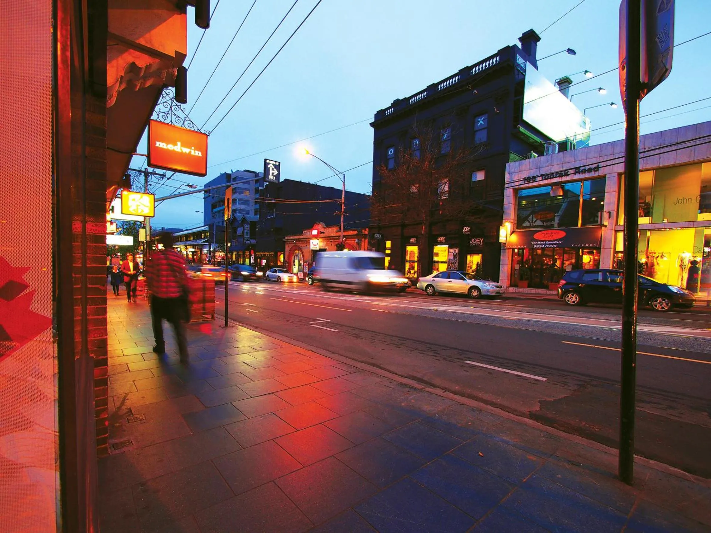 Area and facilities in Oaks Melbourne South Yarra Suites