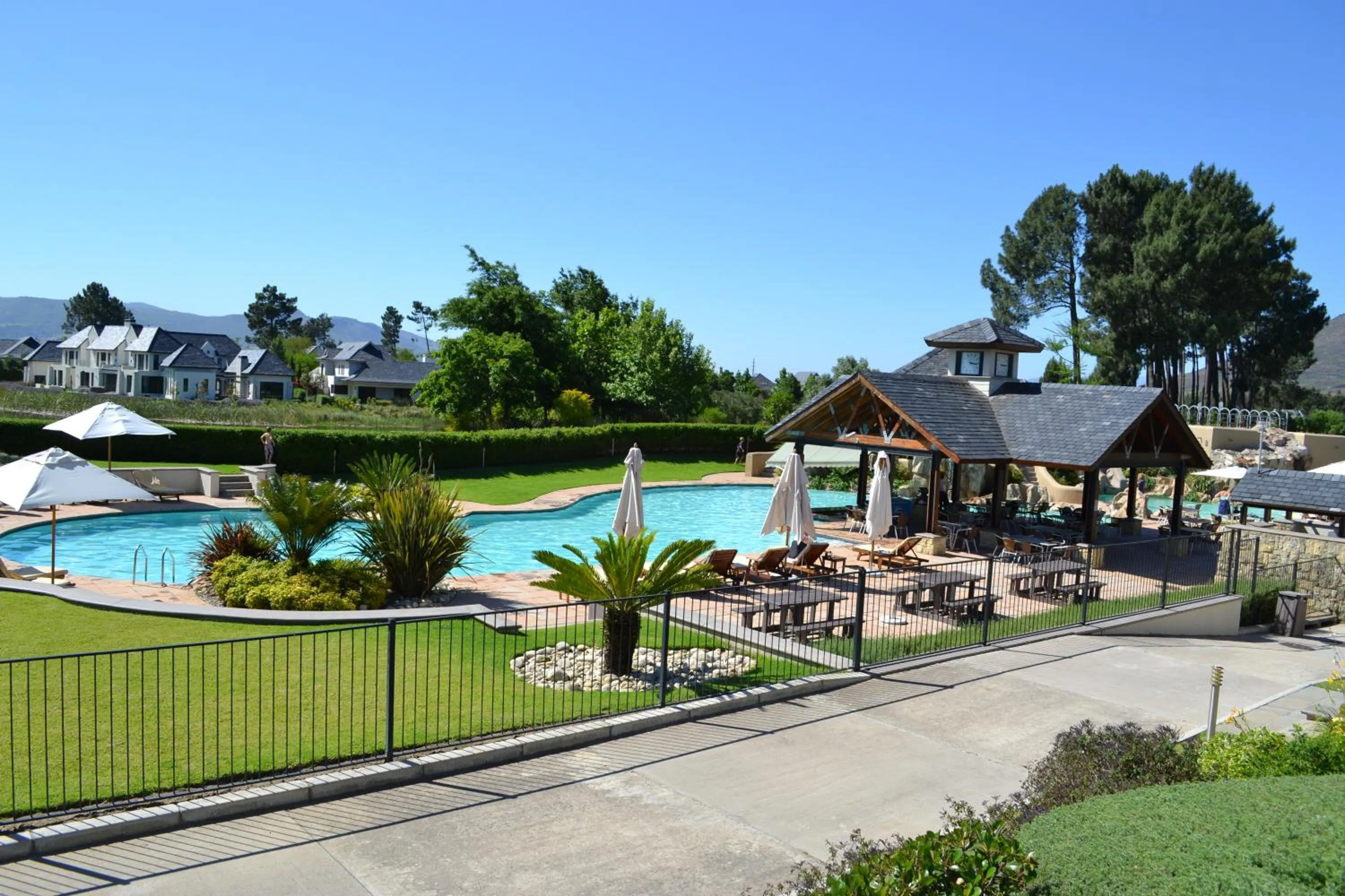 Swimming pool in Pearl Valley-Golf Safari SA