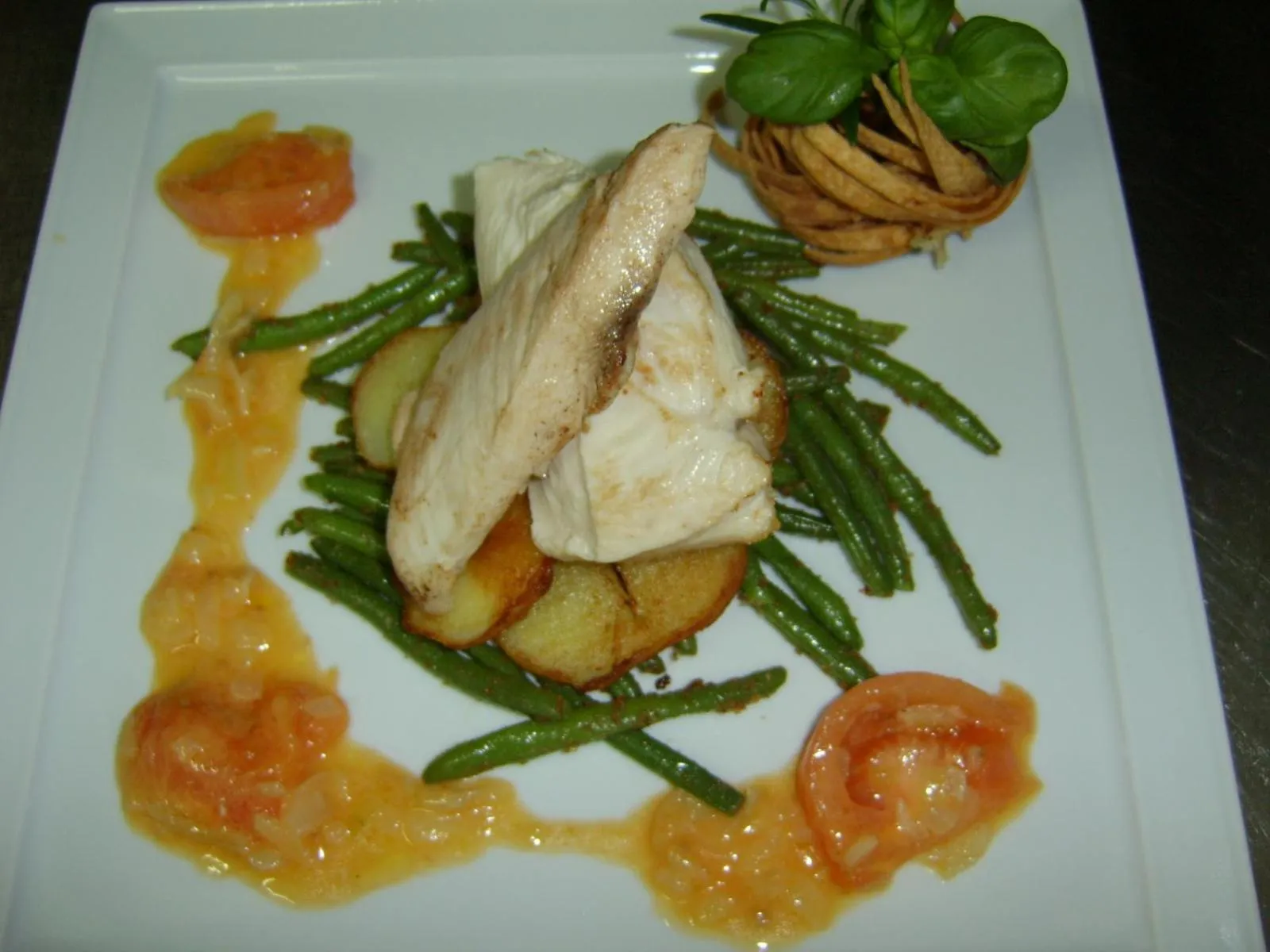 Restaurant/places to eat in Grot Hotel