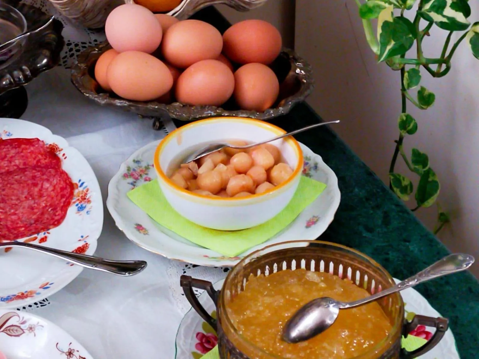 Breakfast in Crociferi B&B