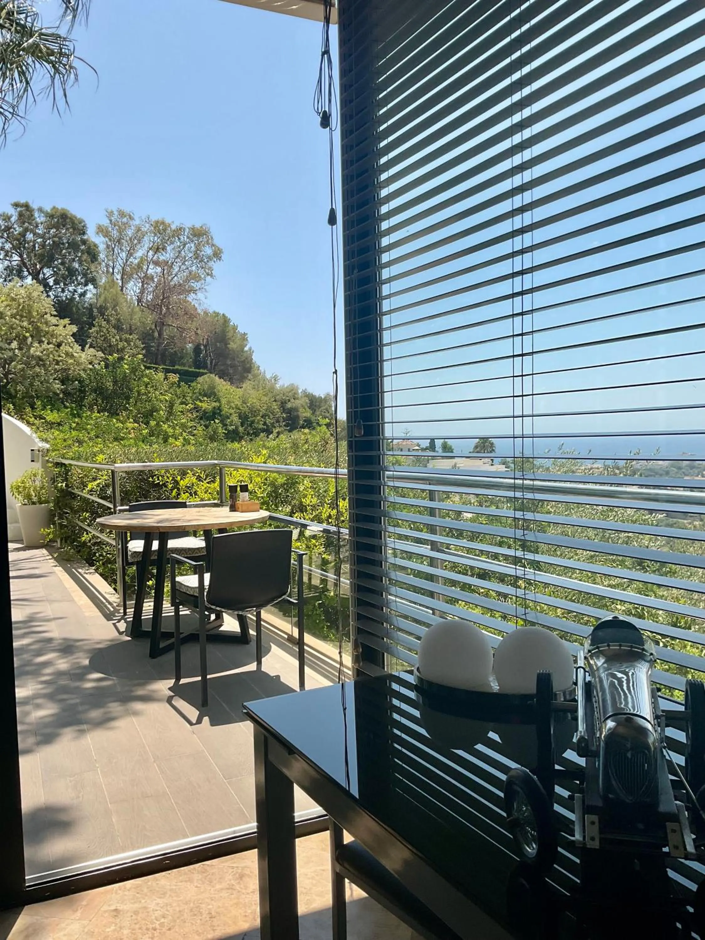 Property building in Marbella Boutique Art suites