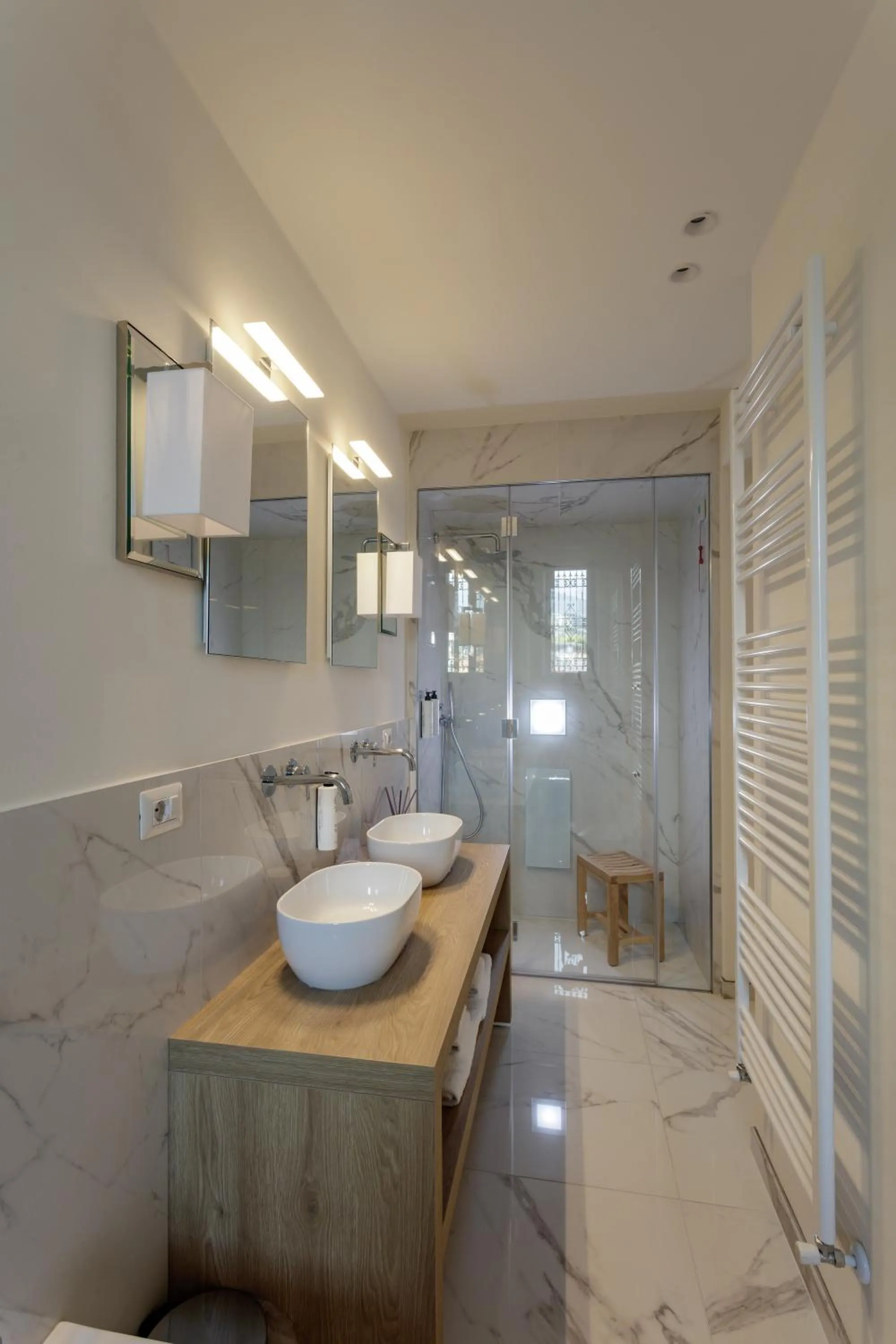 Bathroom in Camin Hotel Luino