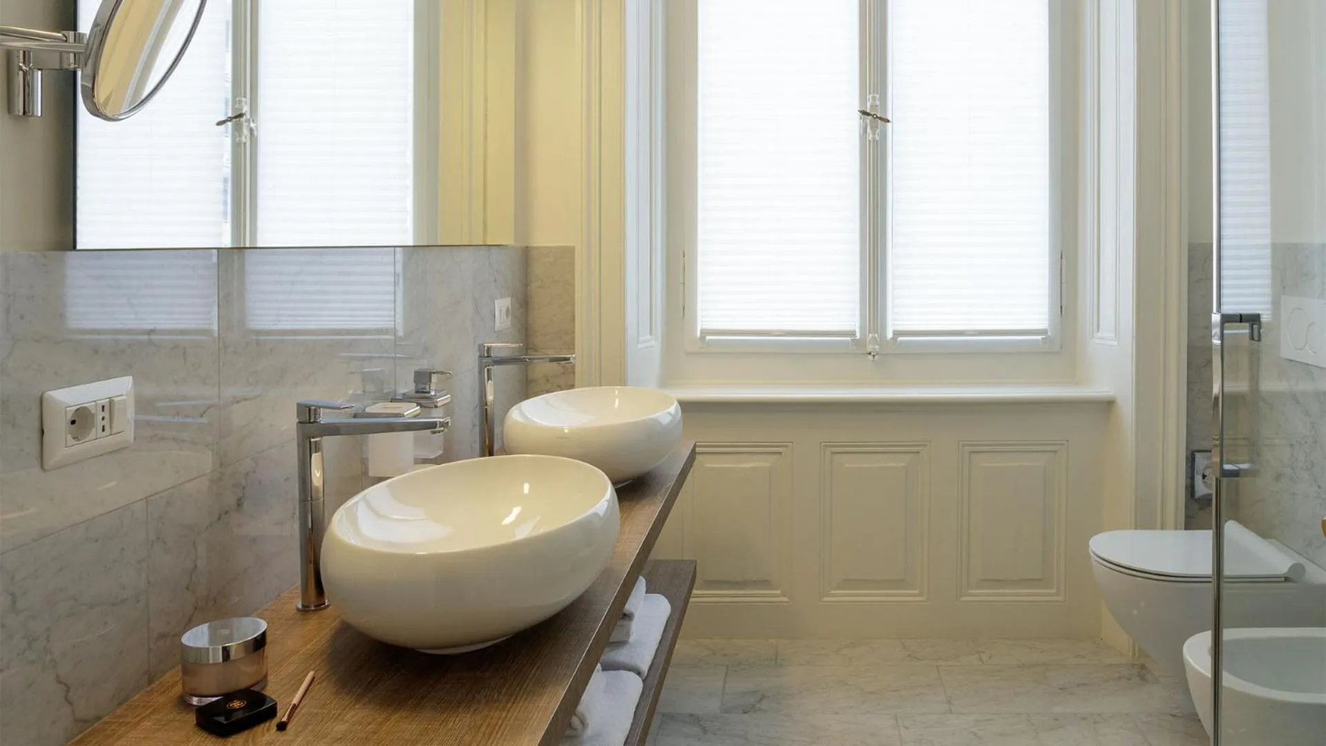 Bathroom in Camin Hotel Luino