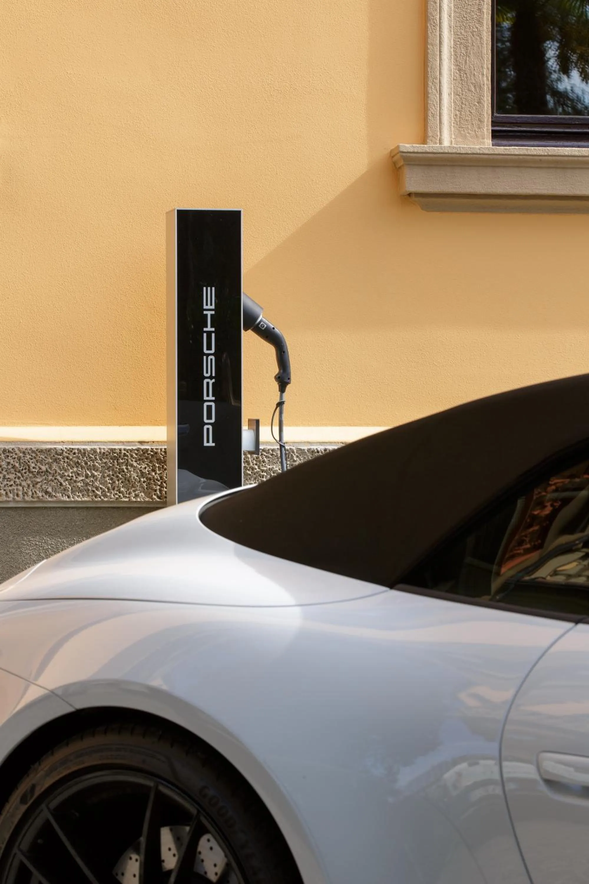 Parking in Camin Hotel Luino