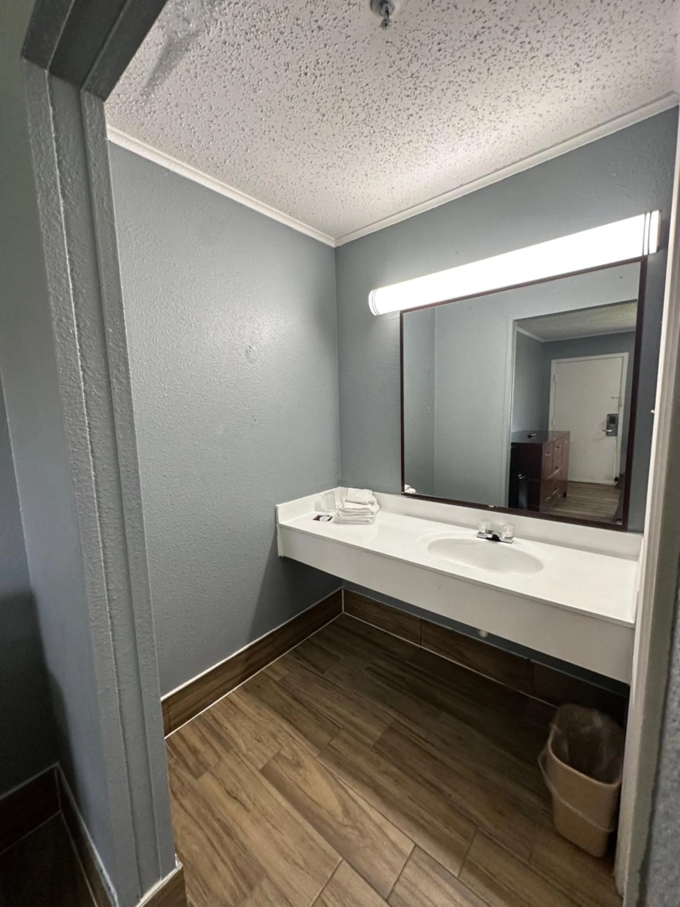Bathroom in Studio Suites