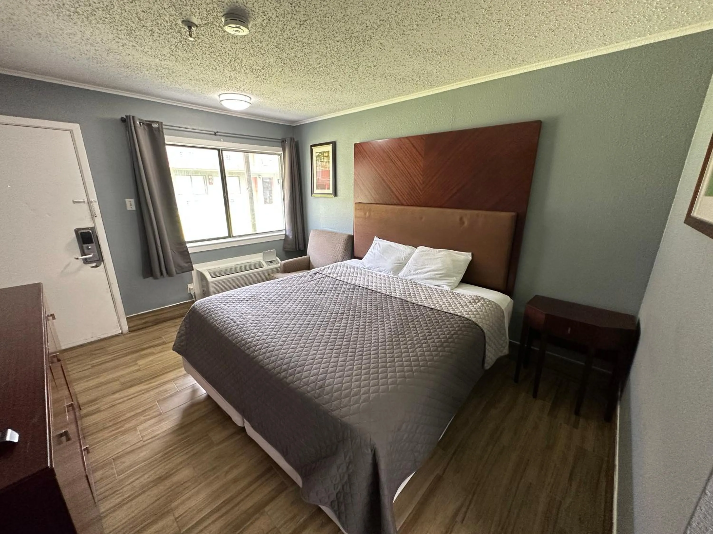 Bed in Studio Suites