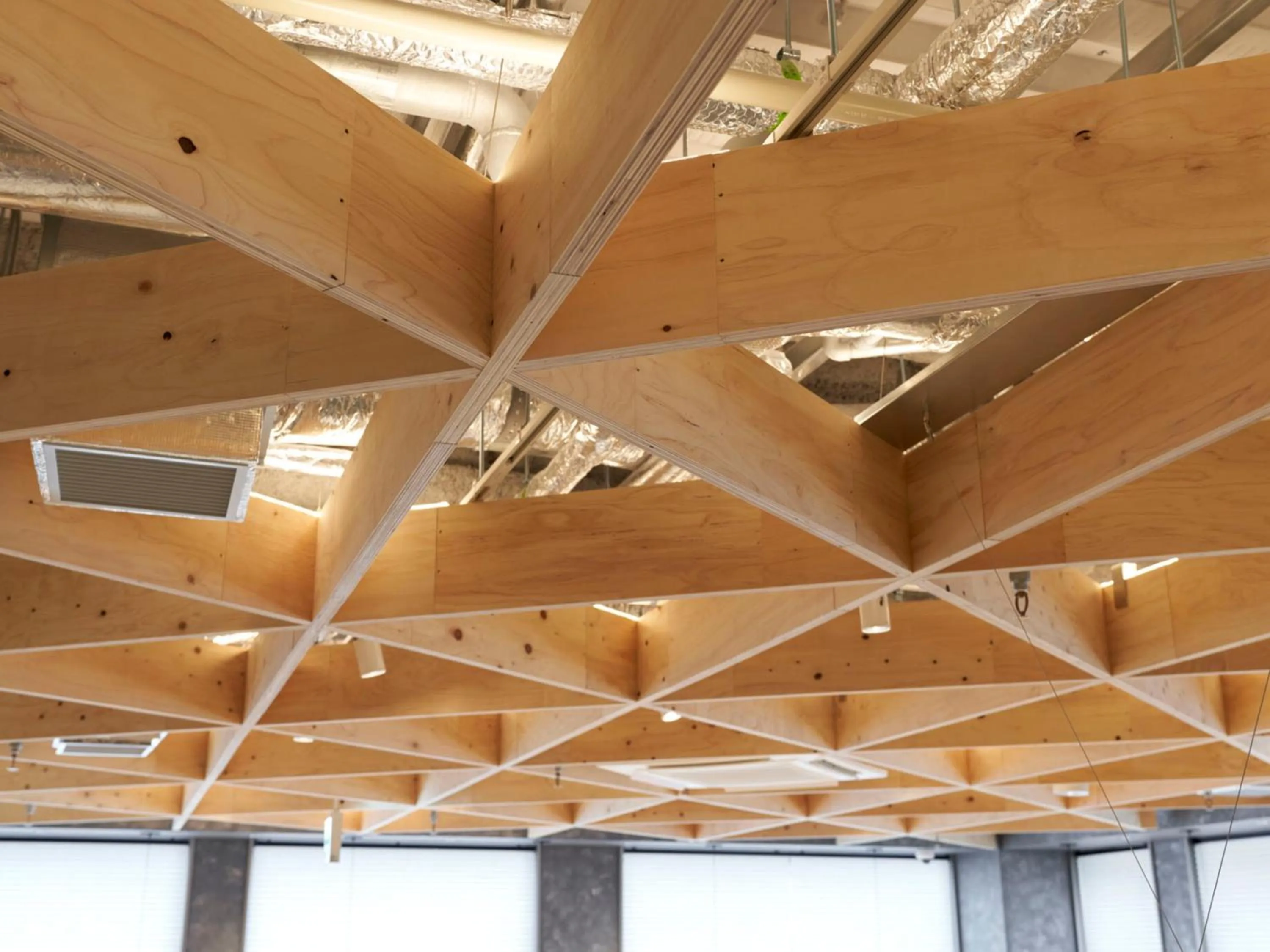 Area and facilities in CROSS Life Hakata Yanagibashi