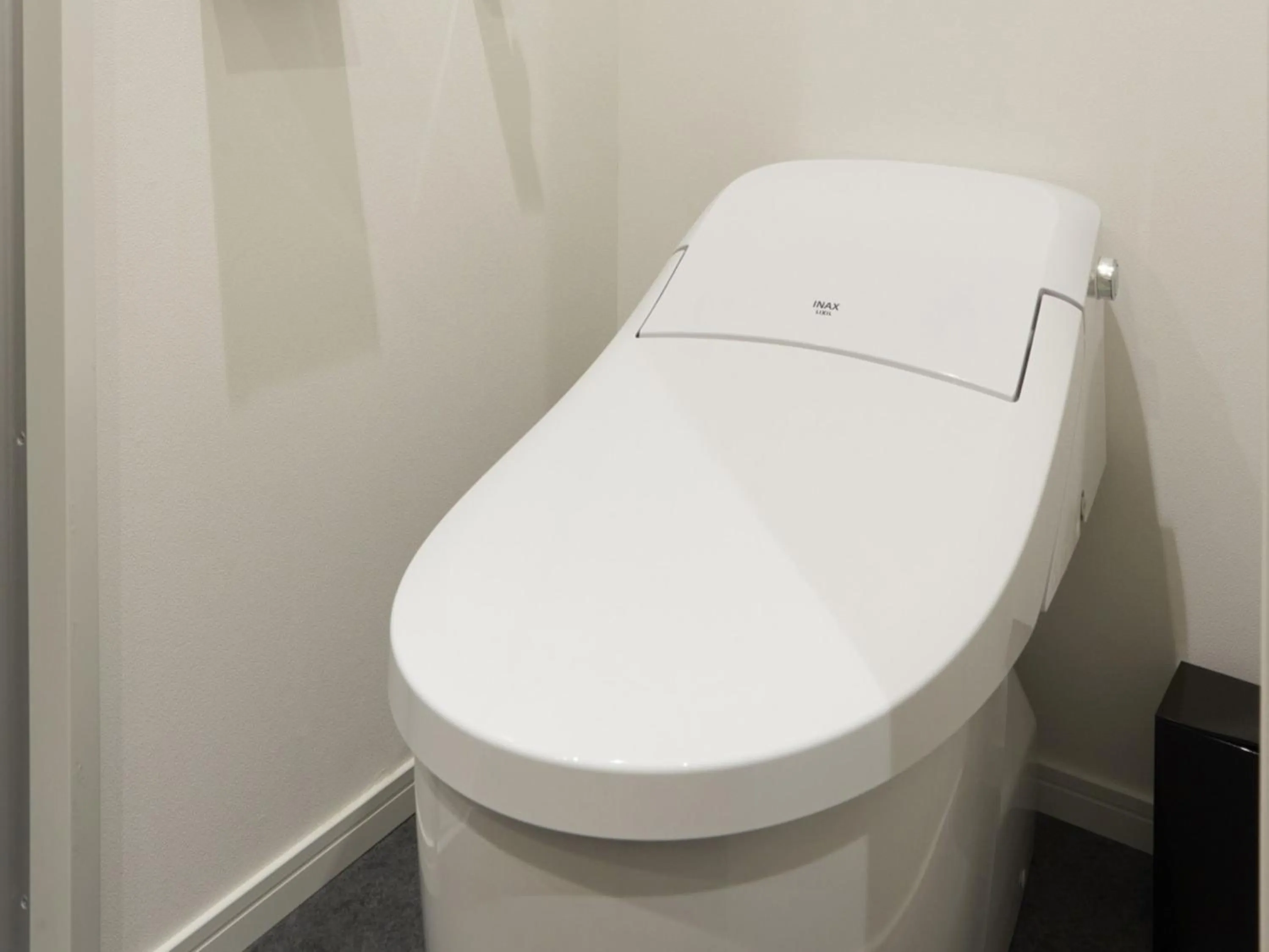 Toilet in CROSS Life Hakata Yanagibashi