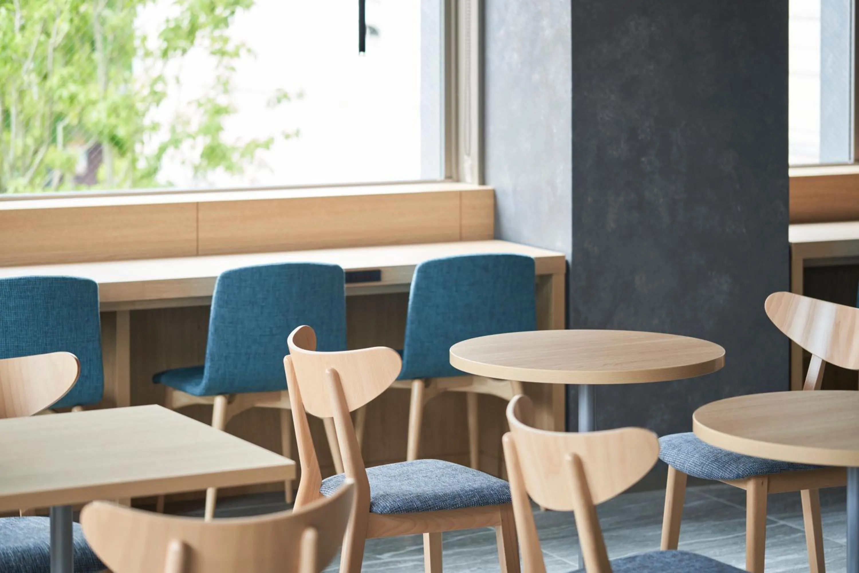 Restaurant/places to eat in CROSS Life Hakata Yanagibashi