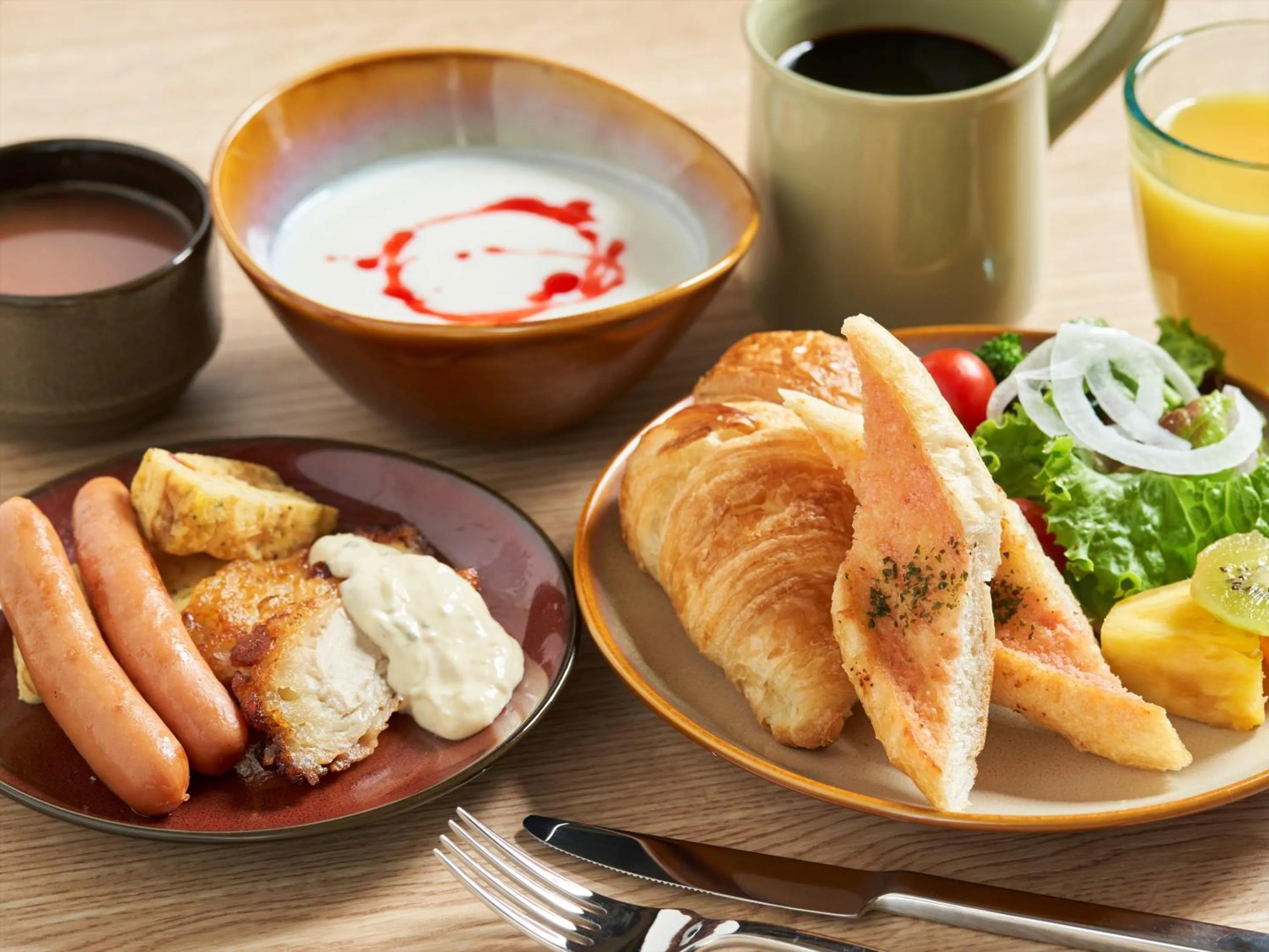 Restaurant/places to eat in CROSS Life Hakata Yanagibashi