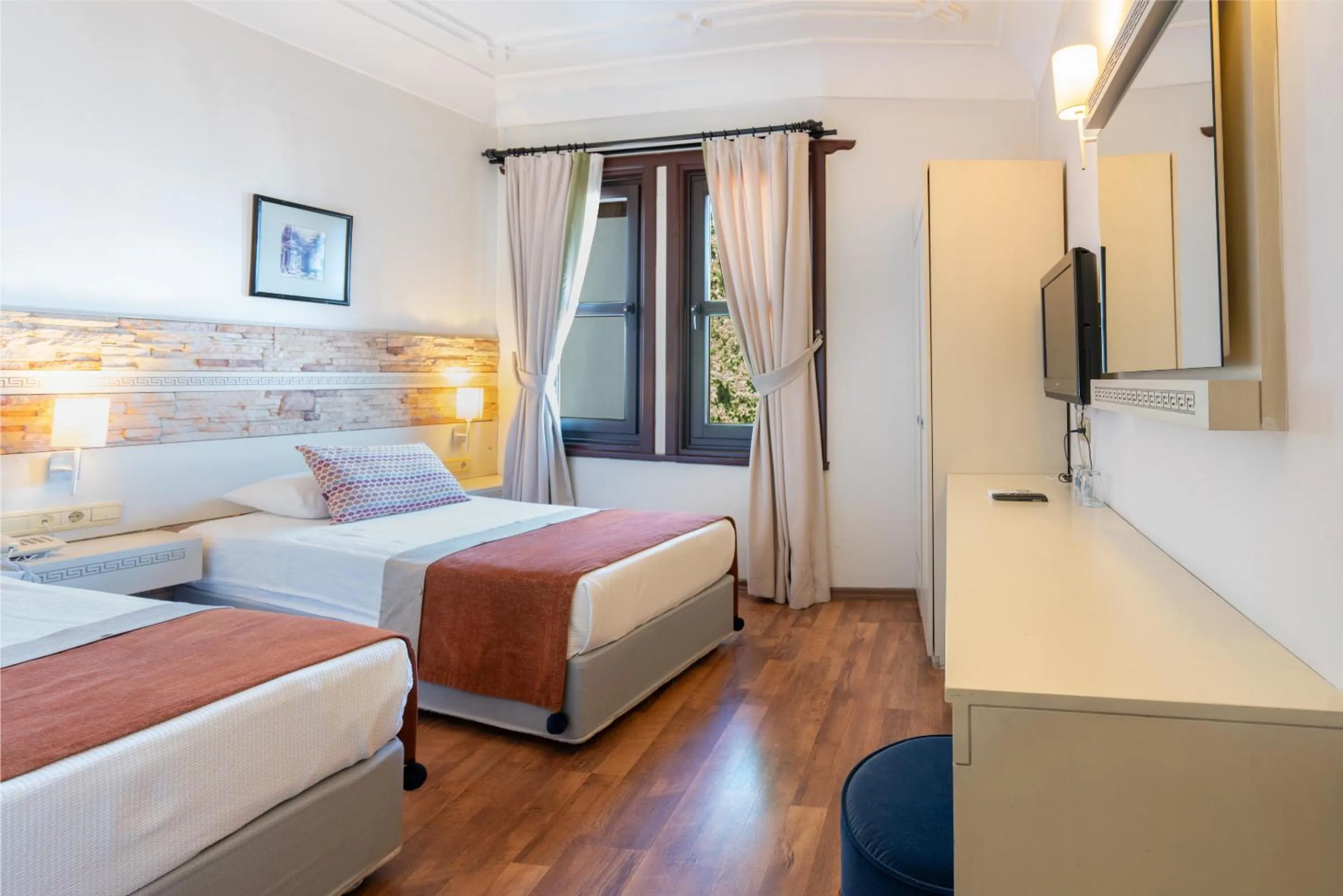 Photo of the whole room, Bed in Aspen Hotel Kaleiçi