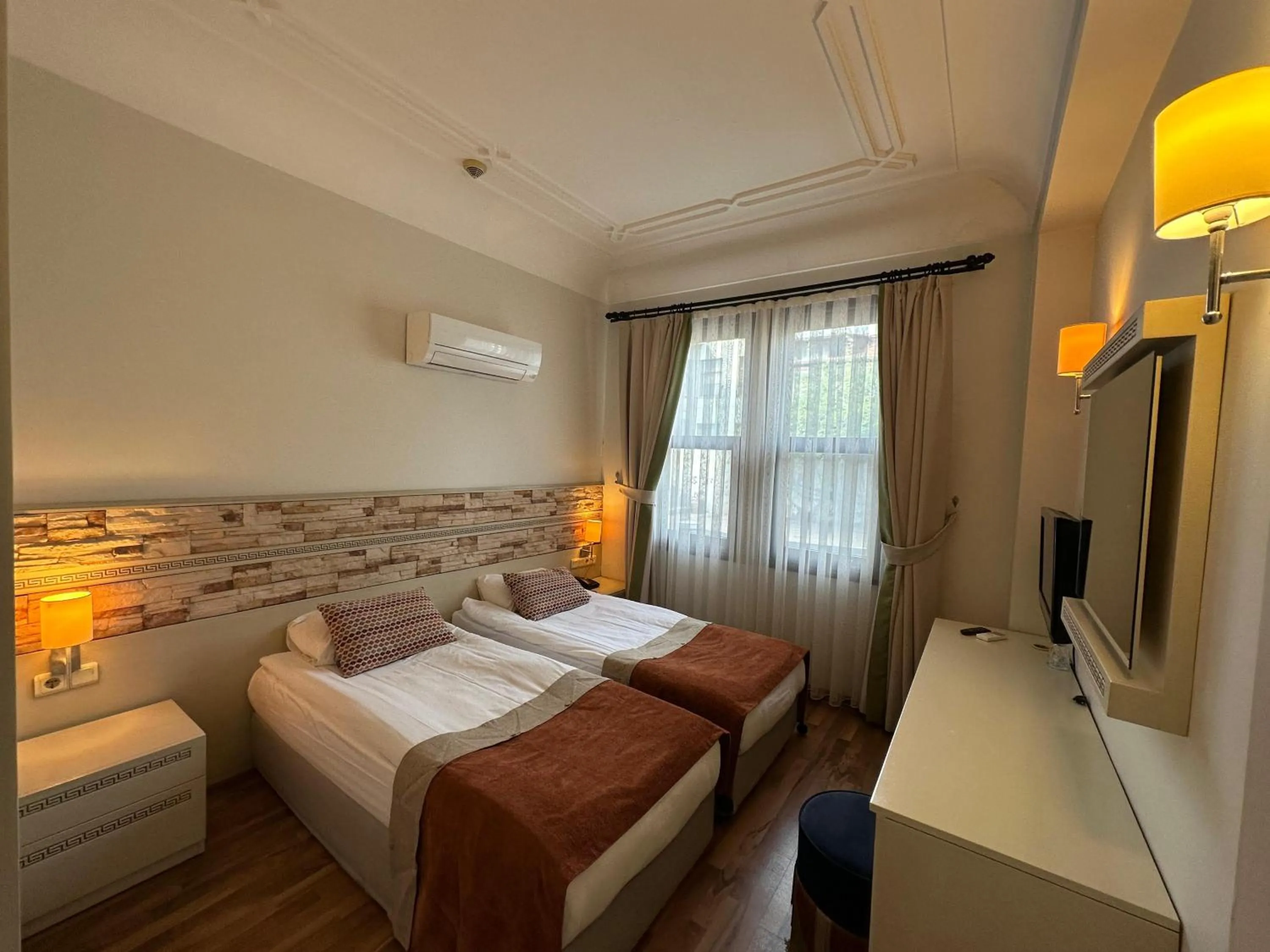 Bedroom, Bed in Aspen Hotel Kaleiçi