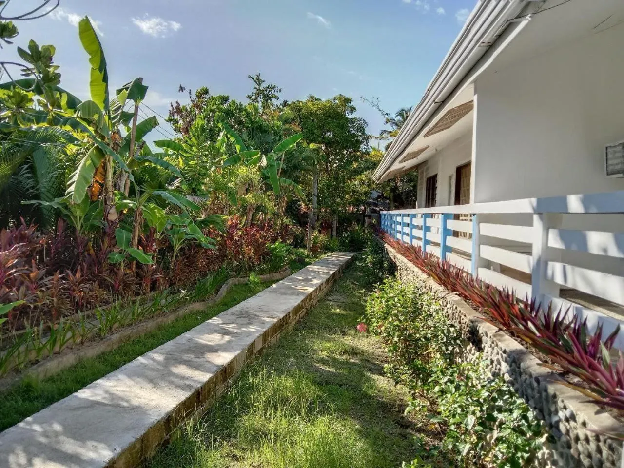 Property building in RedDoorz @ Isla Virginia Beach Resort Aurora Baler