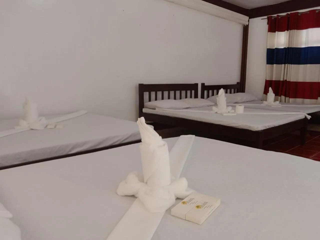 Bed in RedDoorz @ Isla Virginia Beach Resort Aurora Baler