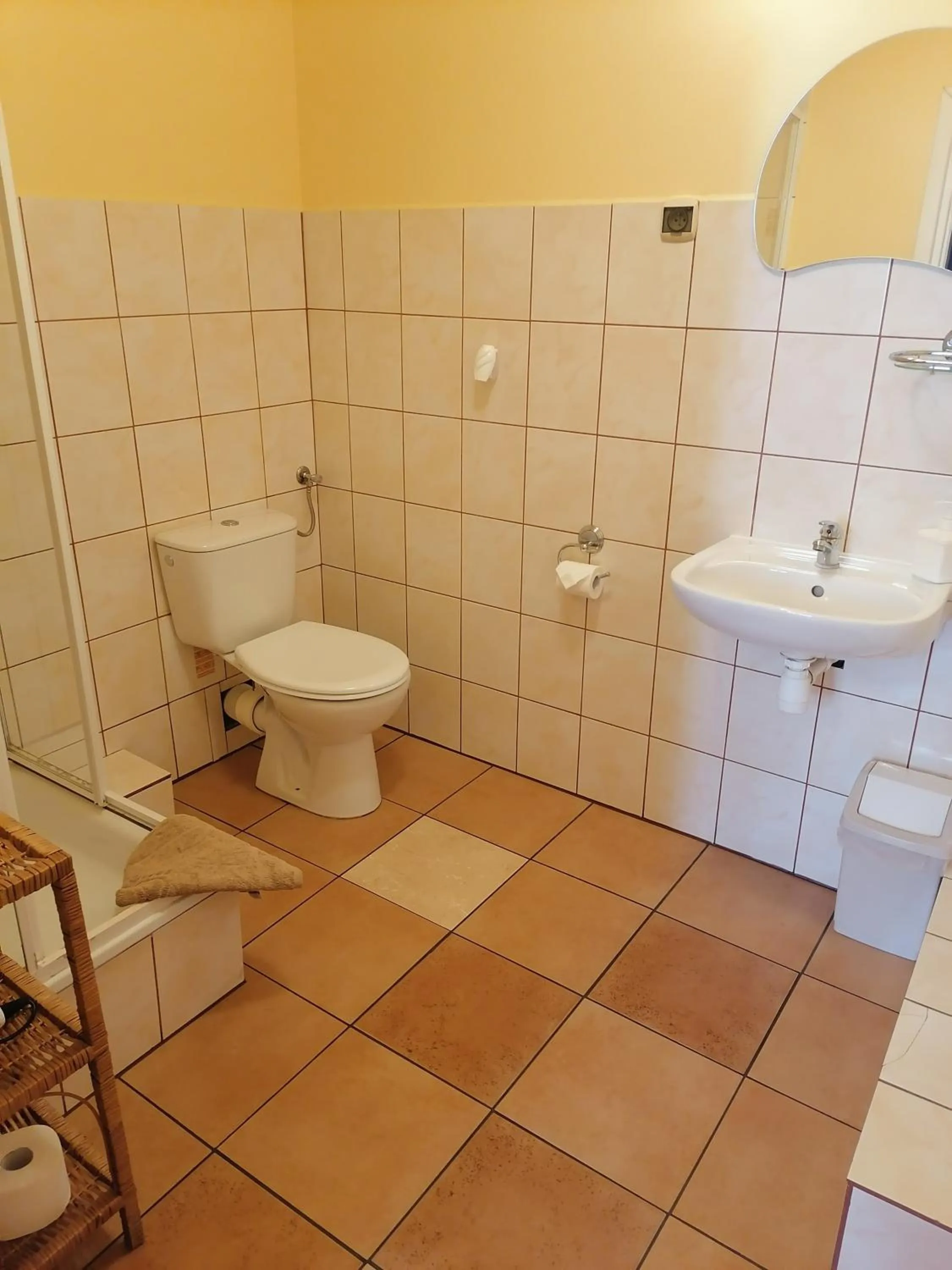 Bathroom in Globtroter Guest House