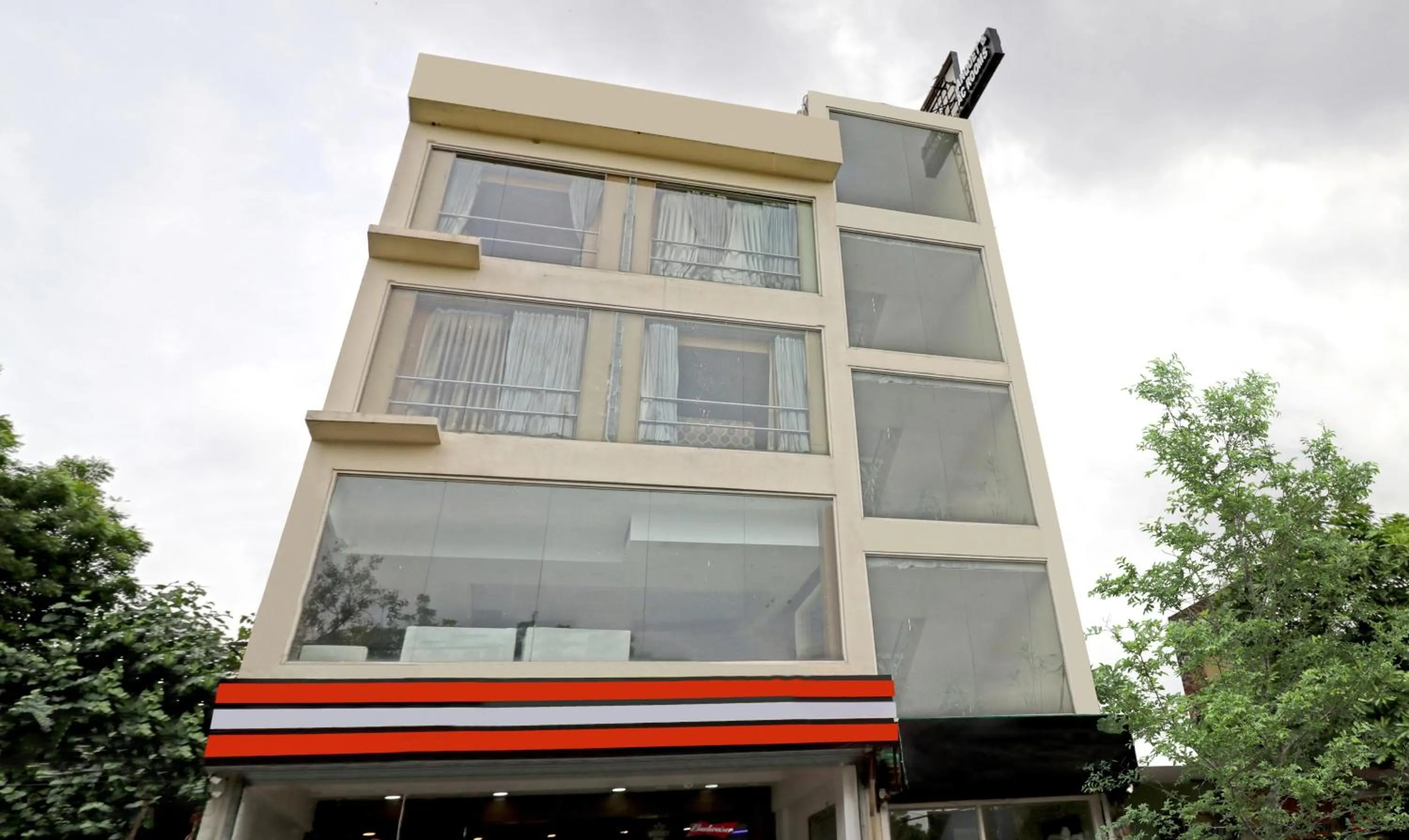 Property building in Treebo Galaxy Rooms