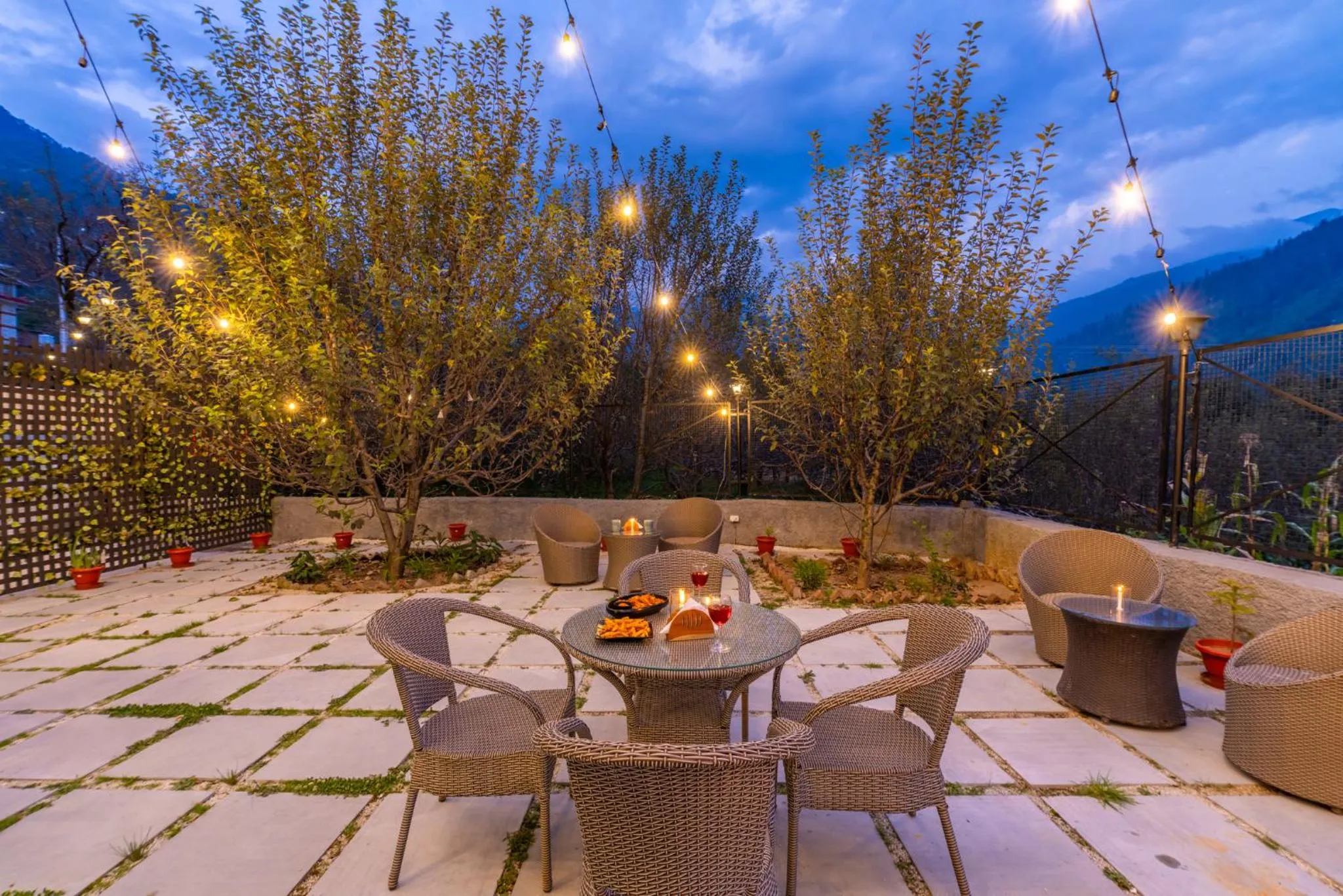 Garden in The 14 Gables, A Boutique Stay, Manali - Pet Friendly Hotel - Crown Palace