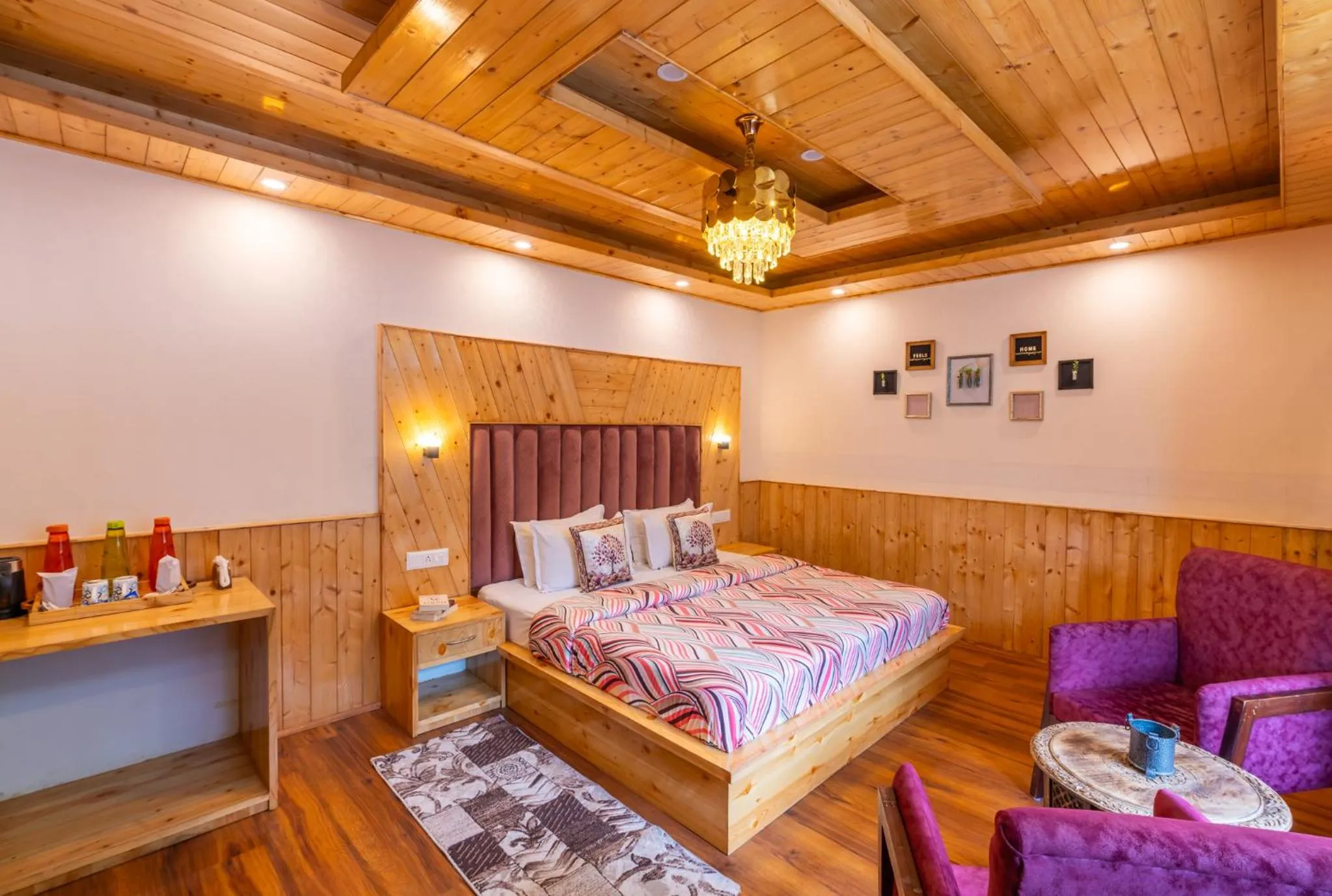 Coffee/tea facilities, Bed in The 14 Gables, A Boutique Stay, Manali - Pet Friendly Hotel - Crown Palace