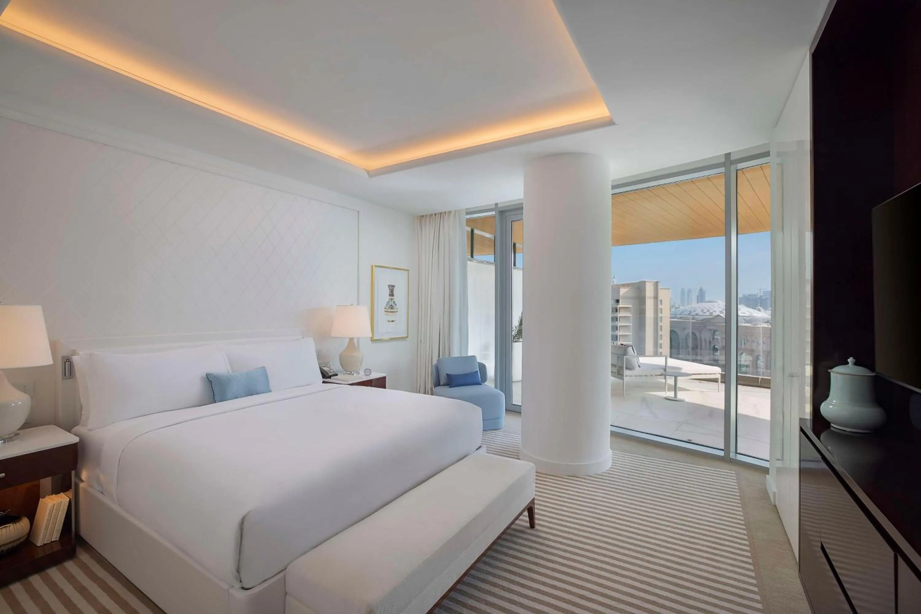 Bed in Waldorf Astoria Doha Lusail